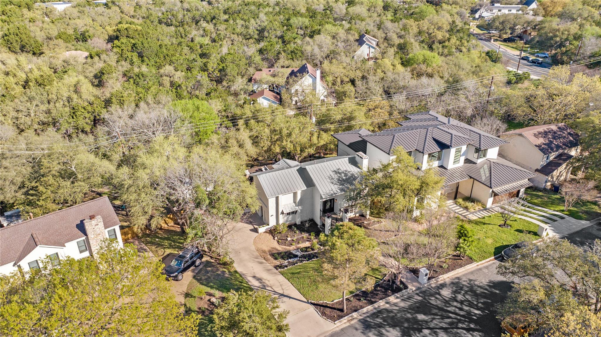 3627 Peregrine Falcon Dr, Austin, TX 78746