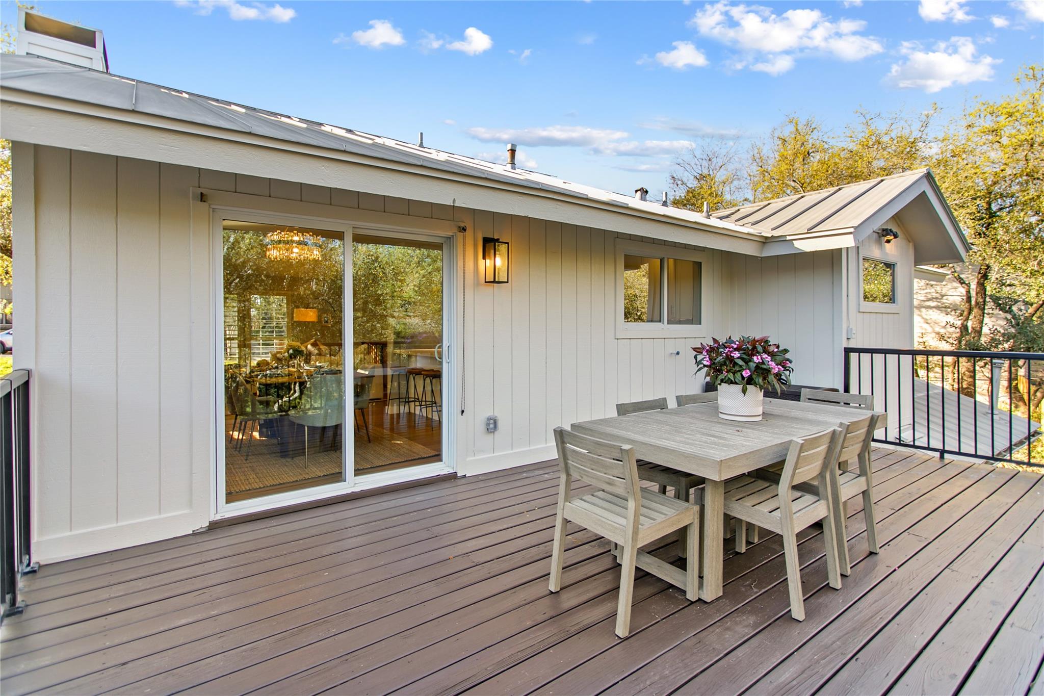 3627 Peregrine Falcon Dr, Austin, TX 78746