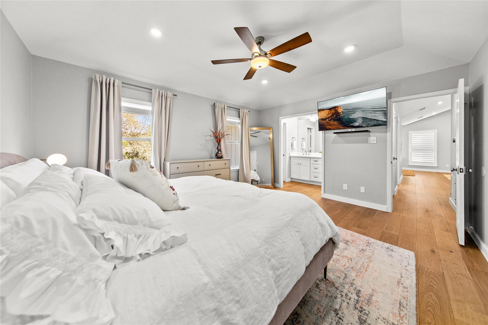 3627 Peregrine Falcon Dr, Austin, TX 78746