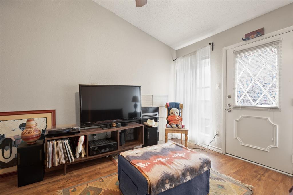 806 W 24th St # 323, Austin, TX 78705