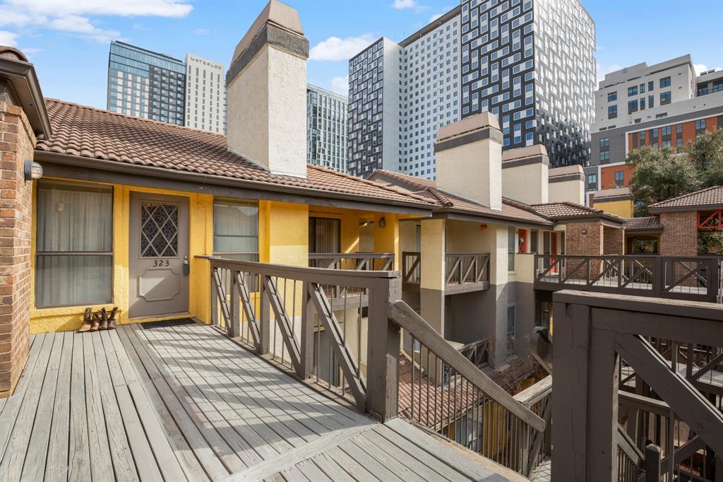 806 W 24th St # 323, Austin, TX 78705