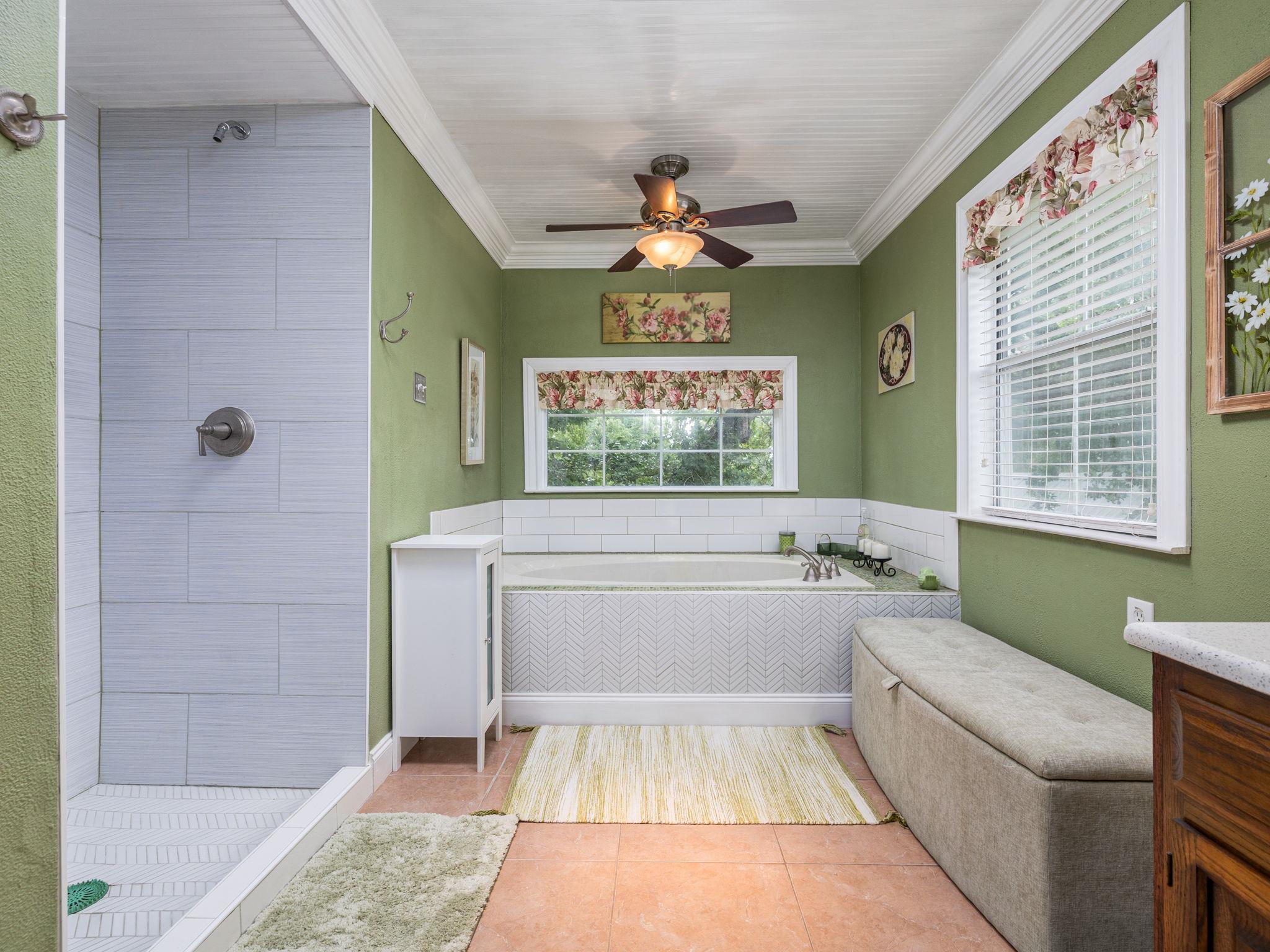 1065 Private Road 7041, Elgin, TX 78621