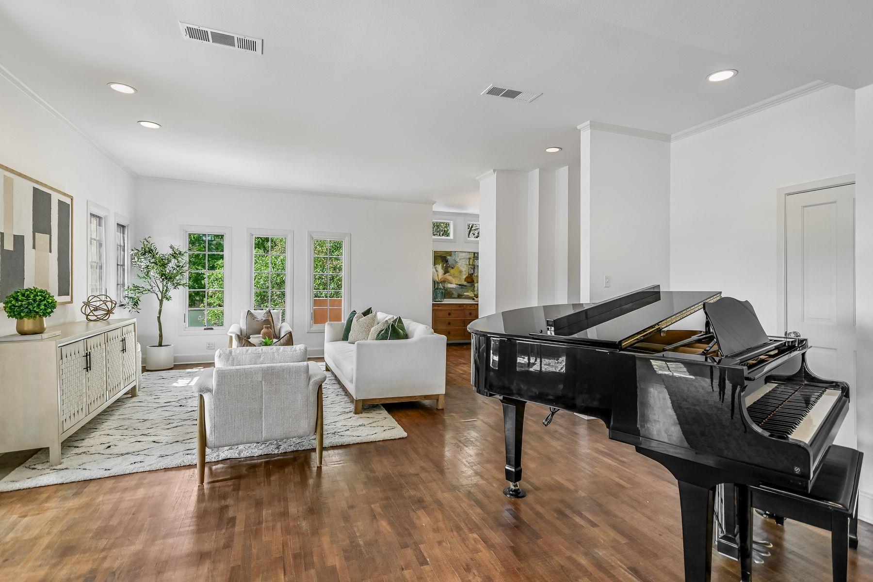 1506 W 13th St # 11, Austin, TX 78703