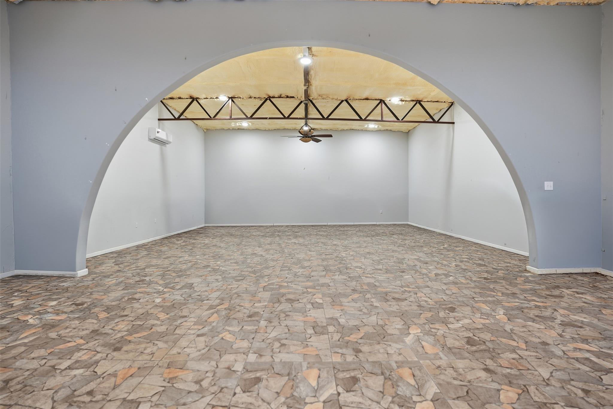 260 Ganado Dr, Kyle, TX 78640