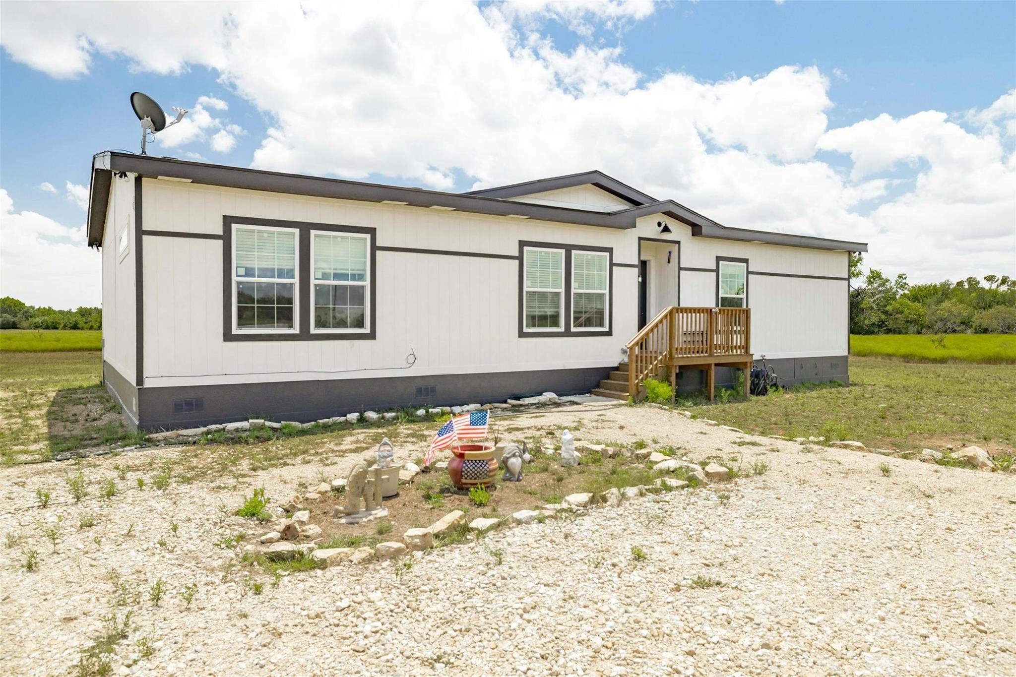 101 Goodnight Trl, Copperas Cove, TX 76522