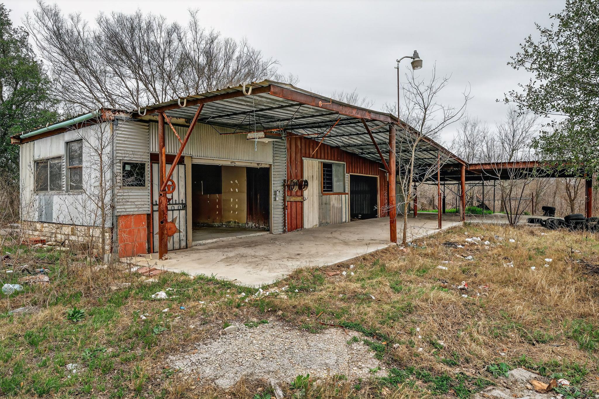 11223 Tom Sassman Rd, Austin, TX 78747