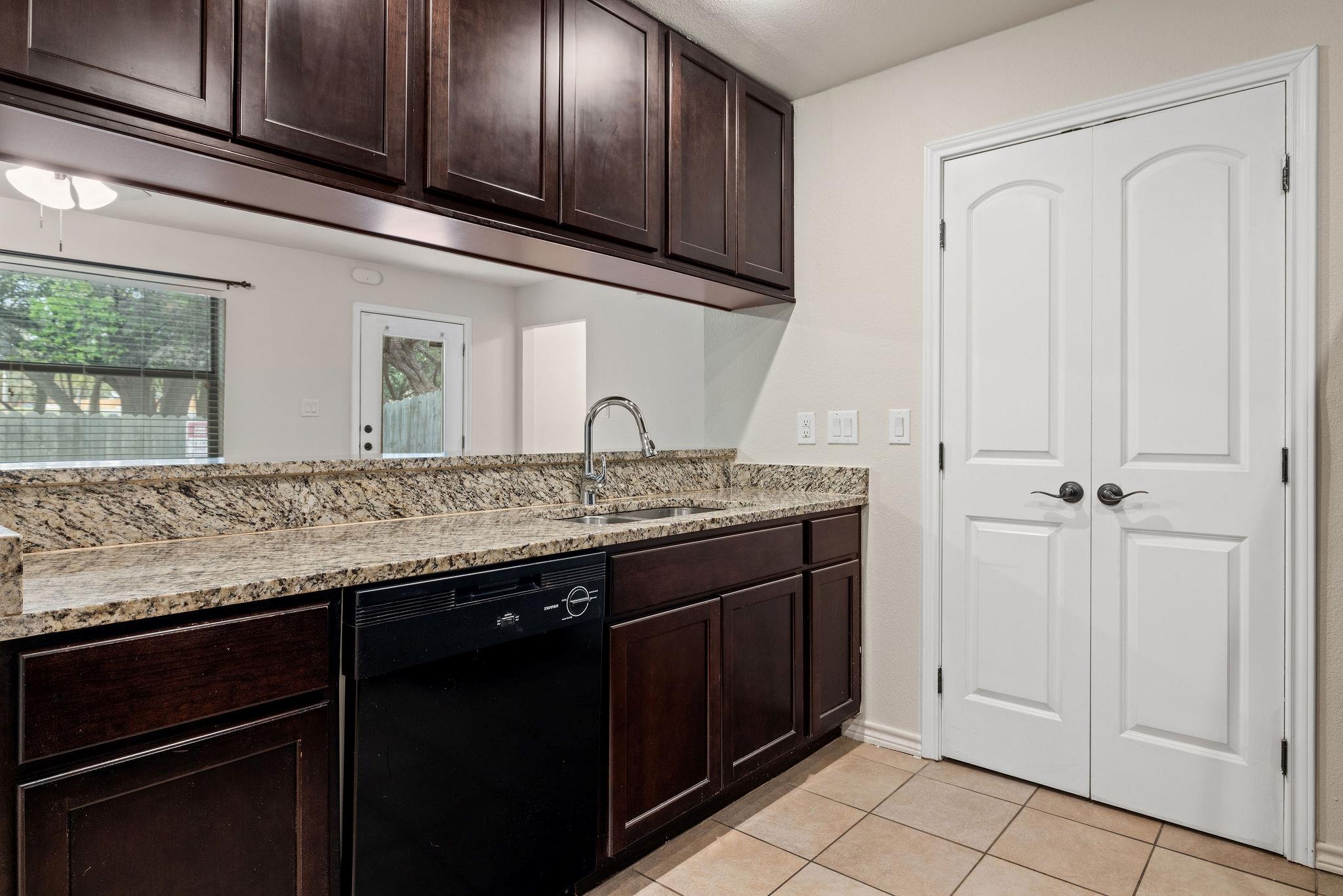 6700 Cooper Lane # 40, Austin, TX 78745