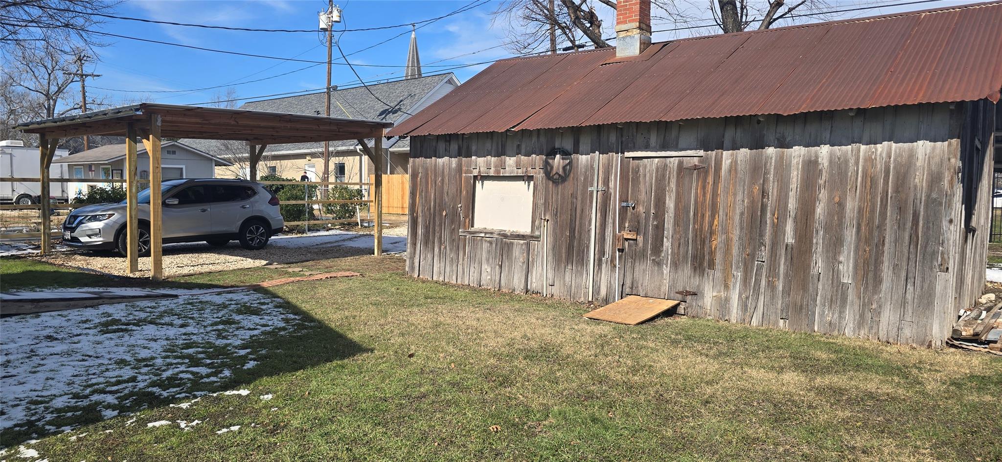 420 W 6th St, Taylor, TX 76574