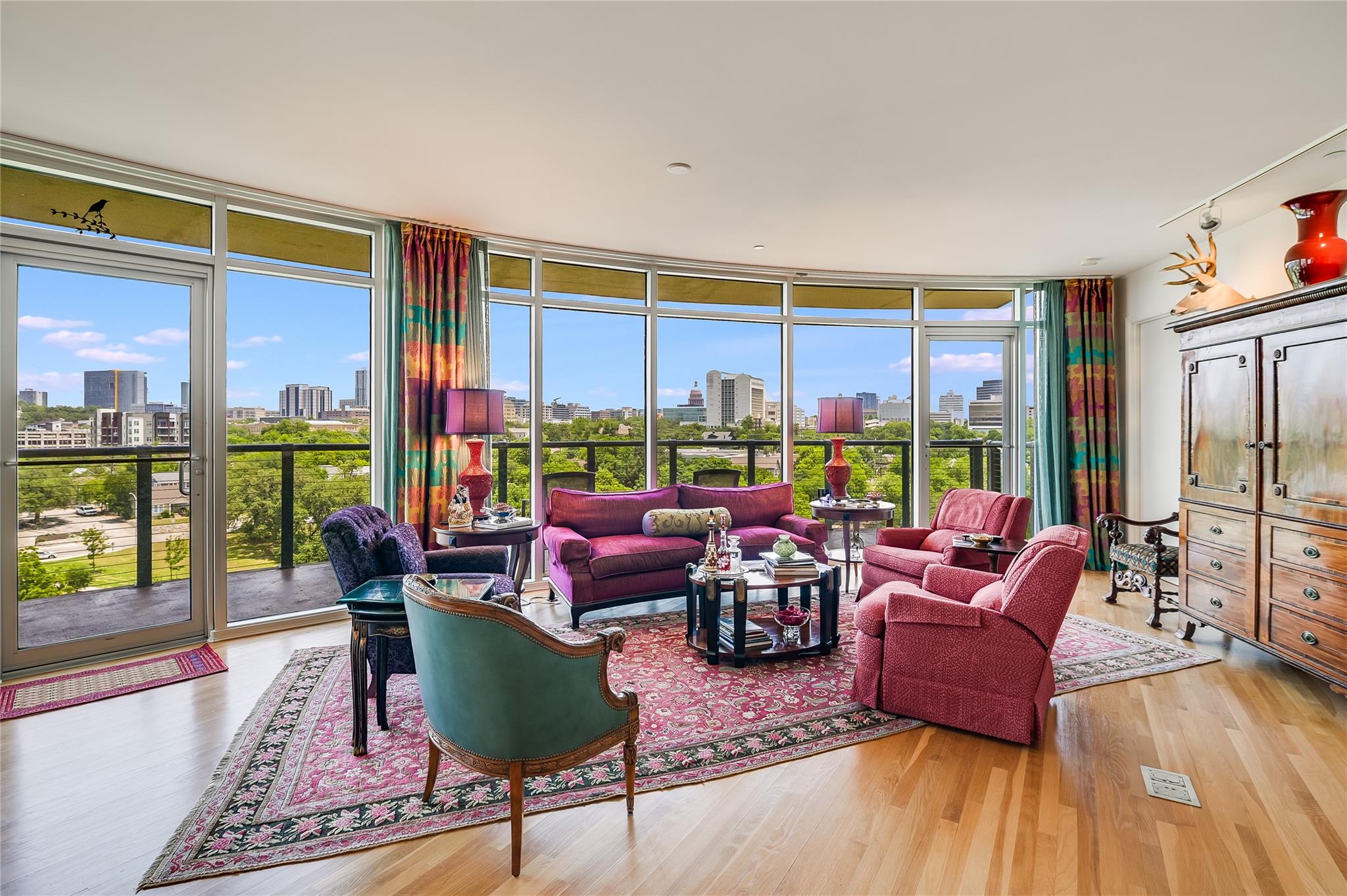 901 W 9th St # 703, Austin, TX 78703