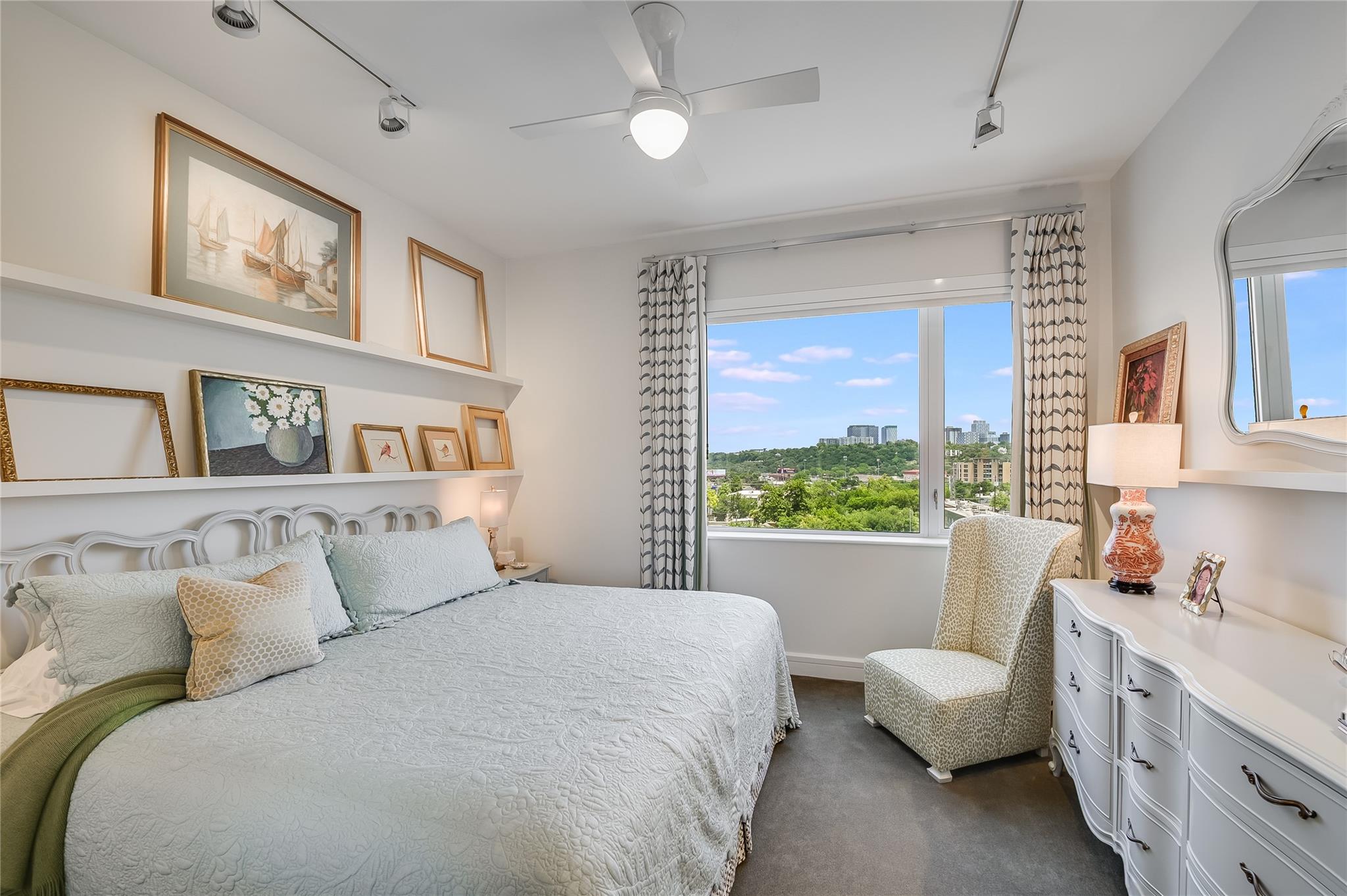 901 W 9th St # 703, Austin, TX 78703