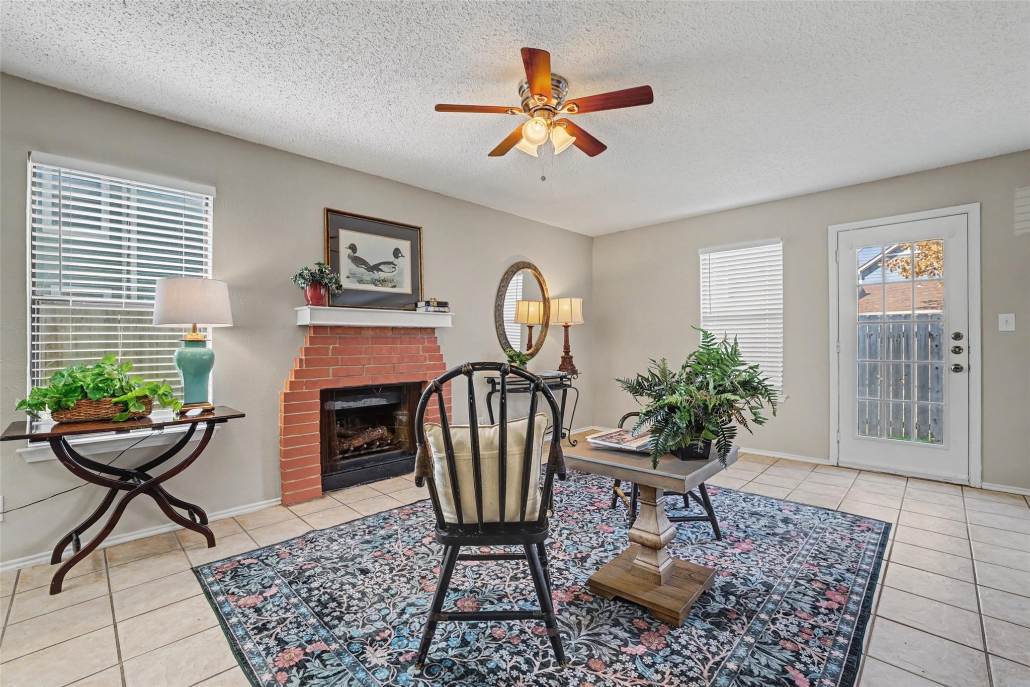 8806 Springmail Units A and B Cir, Austin, TX 78729