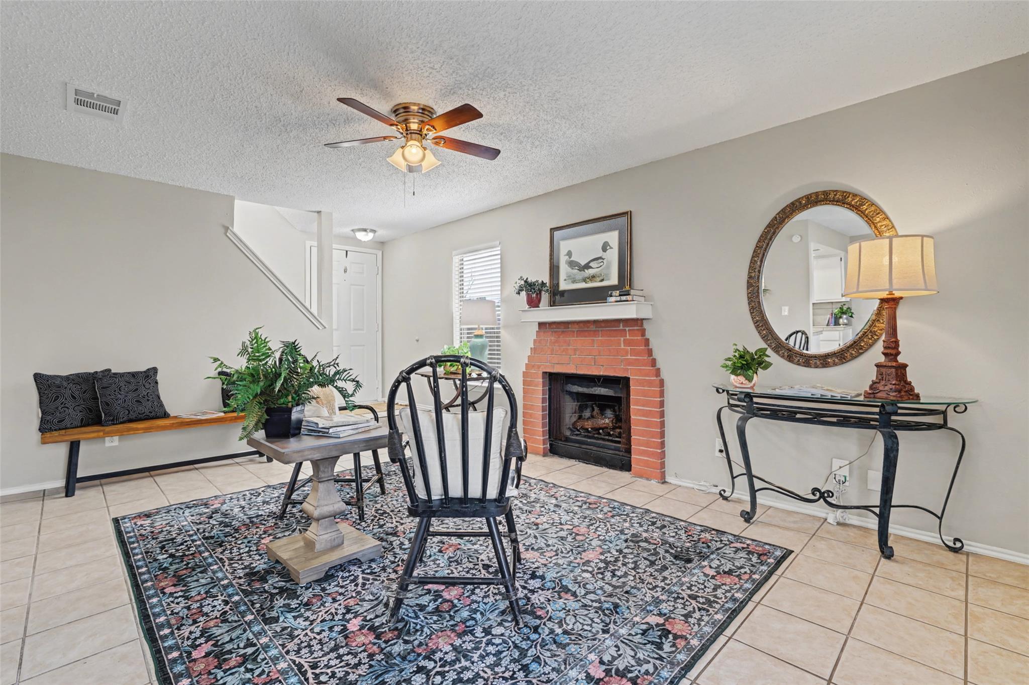 8806 Springmail Units A and B Cir, Austin, TX 78729