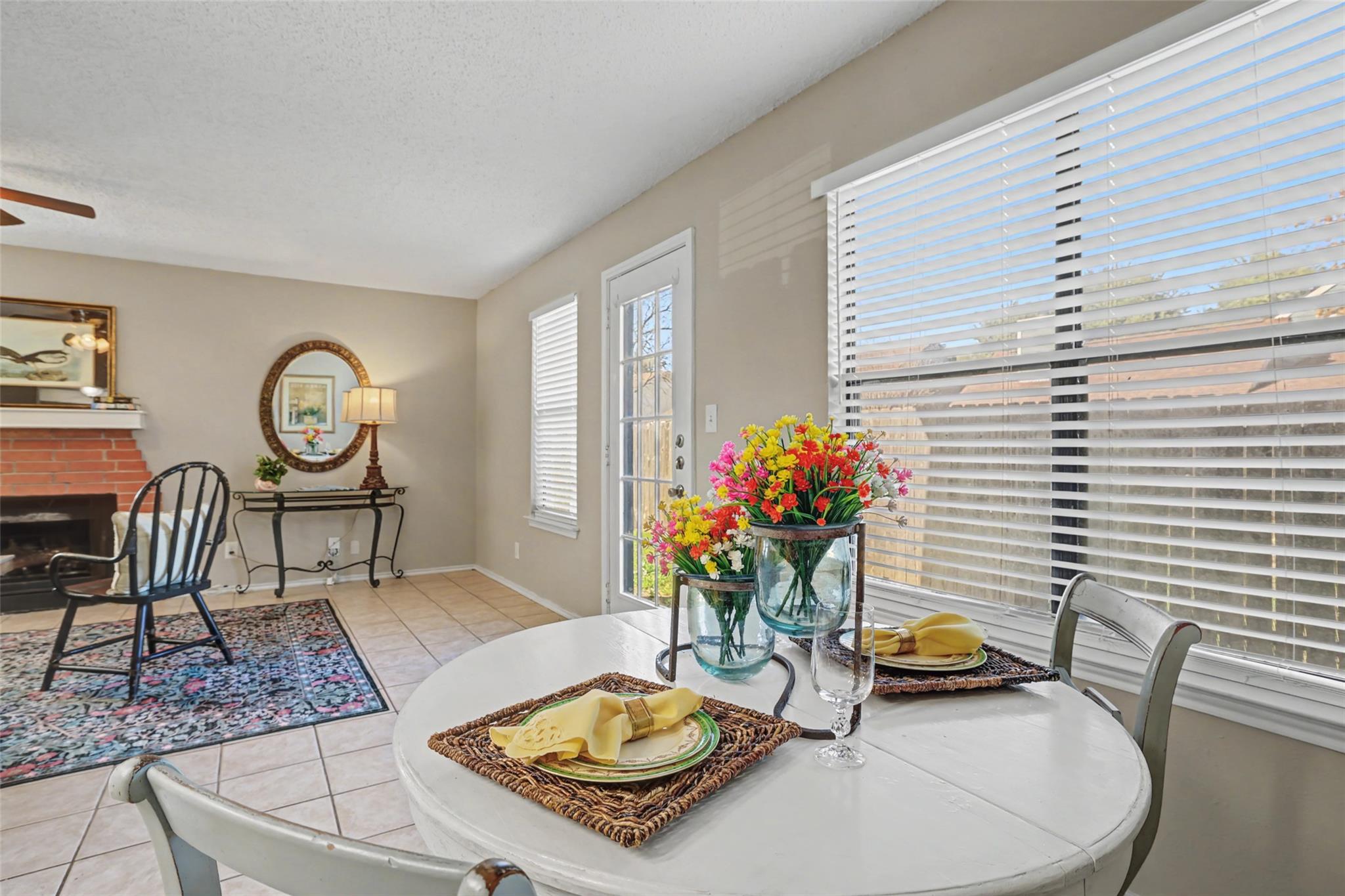 8806 Springmail Units A and B Cir, Austin, TX 78729