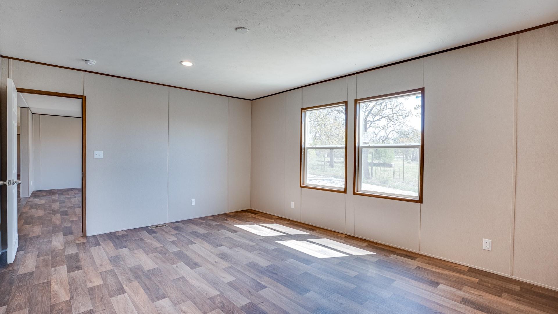 195 Tuck St # B, Cedar Creek, TX 78612