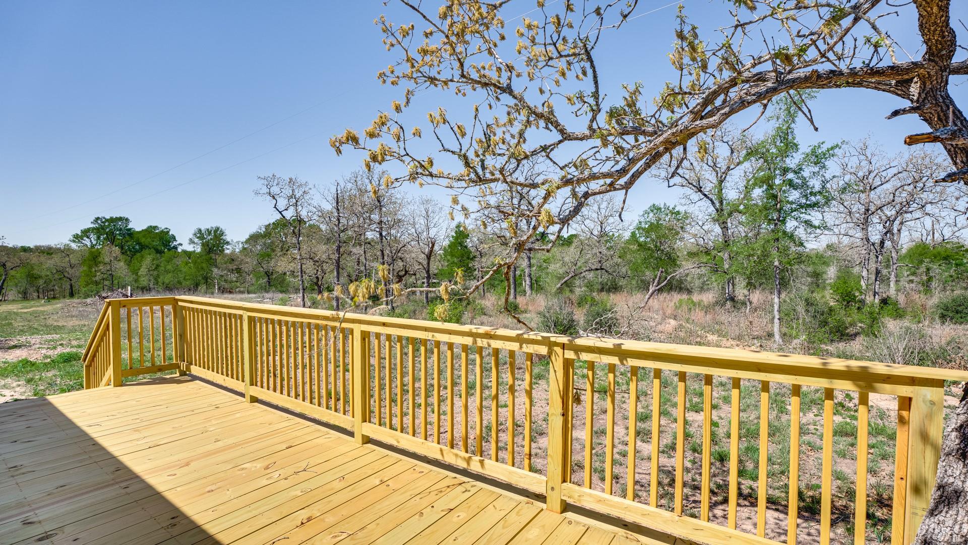 195 Tuck St # B, Cedar Creek, TX 78612