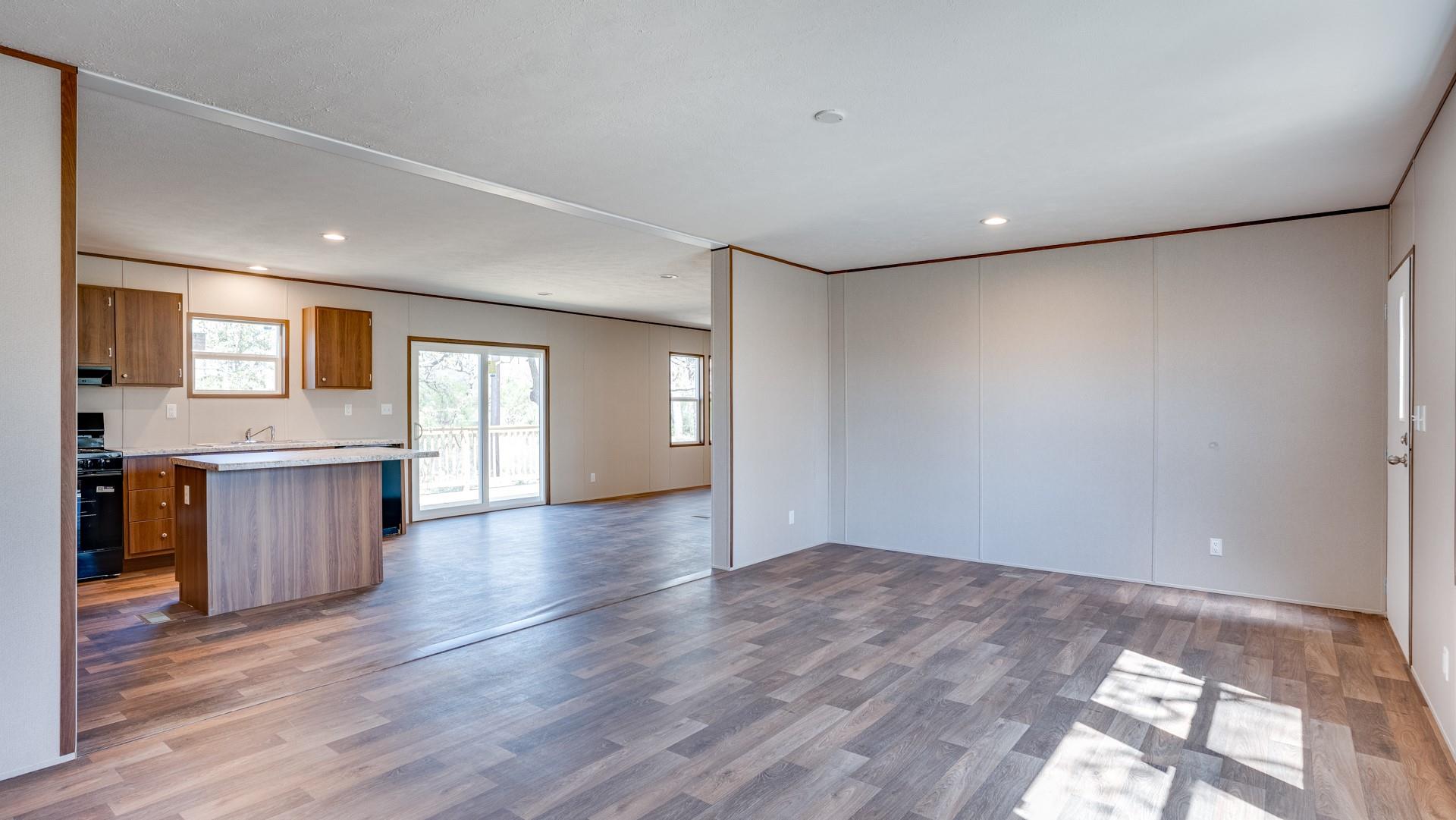 195 Tuck St # B, Cedar Creek, TX 78612