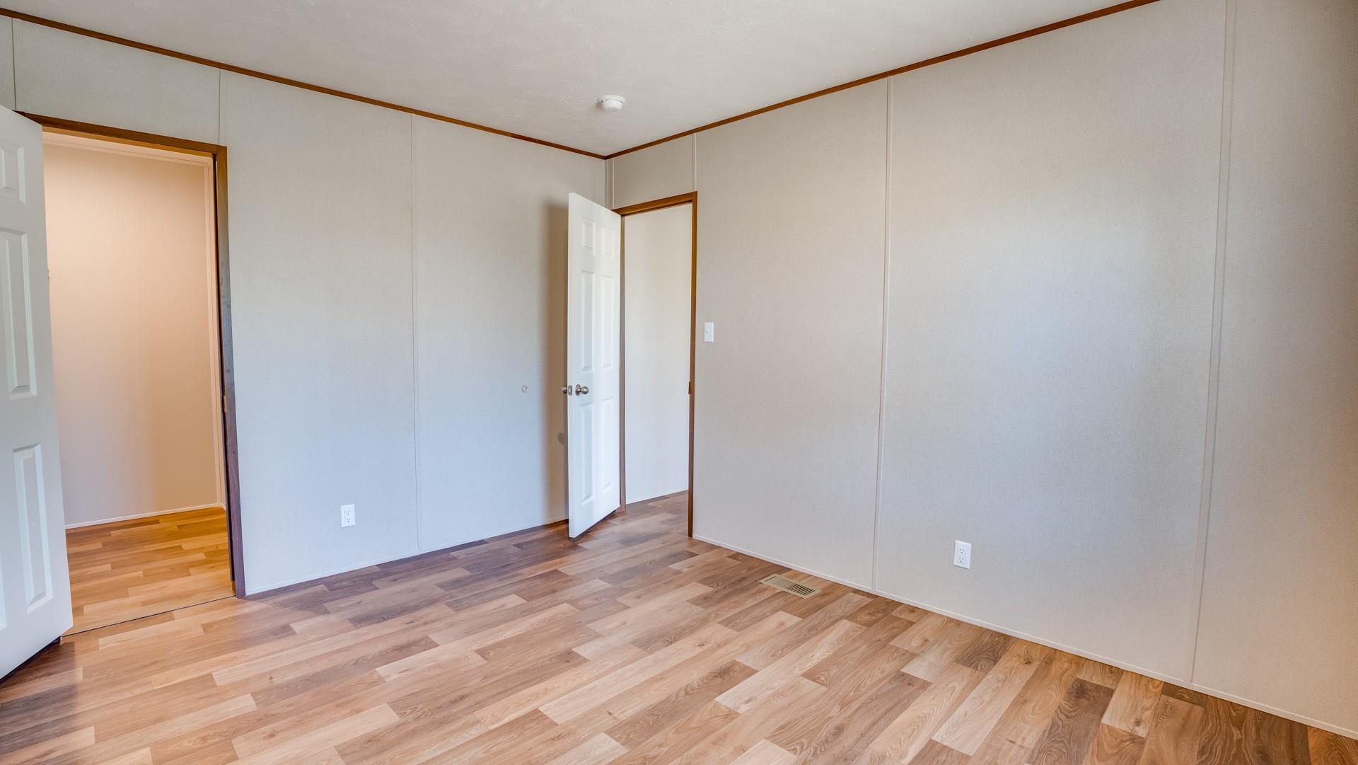 195 Tuck St # B, Cedar Creek, TX 78612