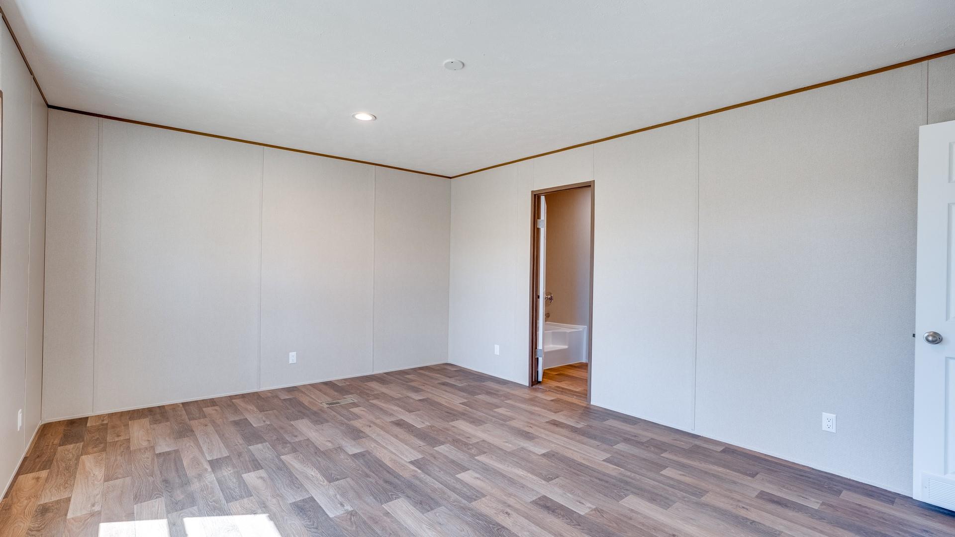 195 Tuck St # B, Cedar Creek, TX 78612