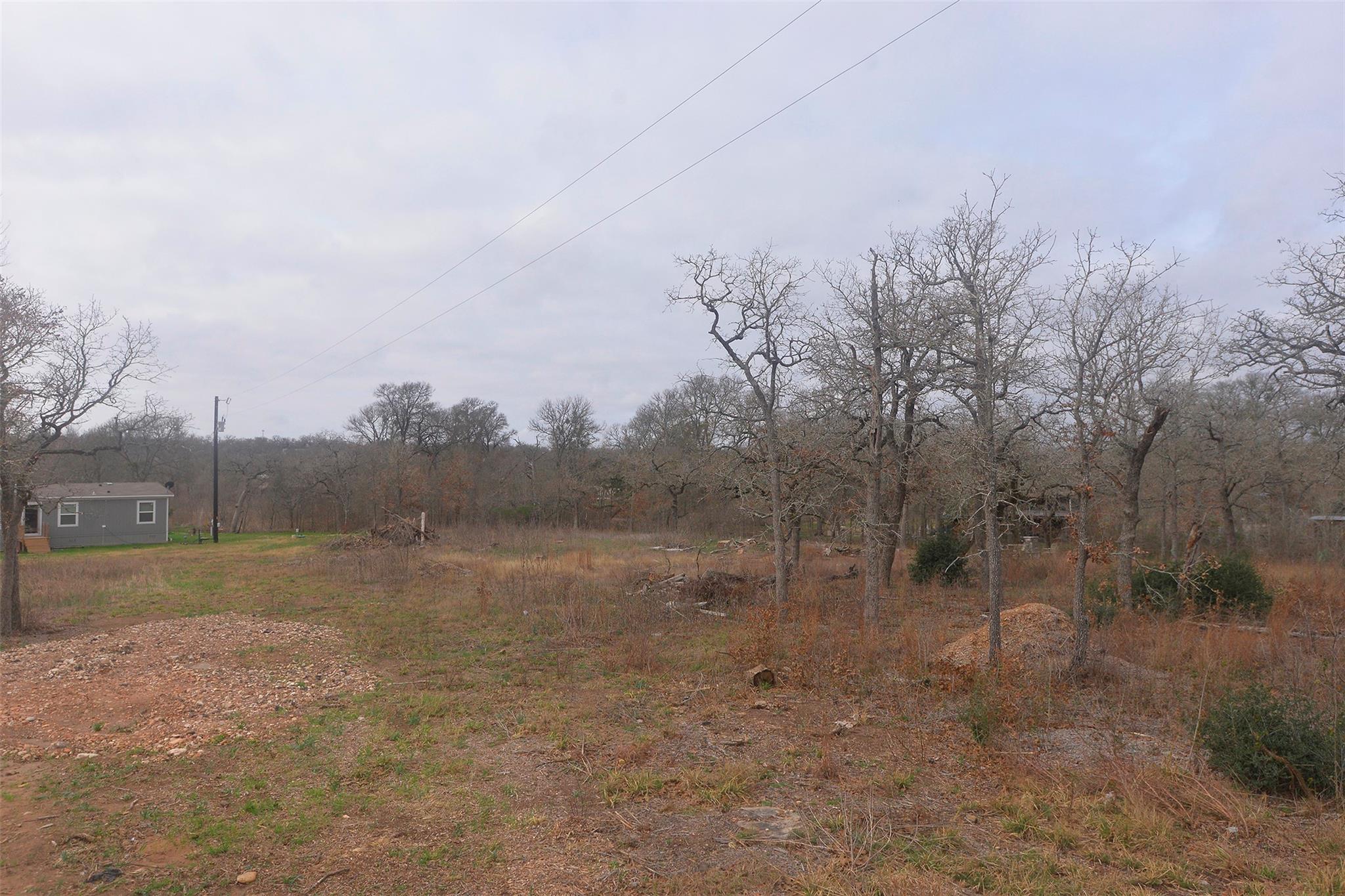 195 Tuck St # B, Cedar Creek, TX 78612