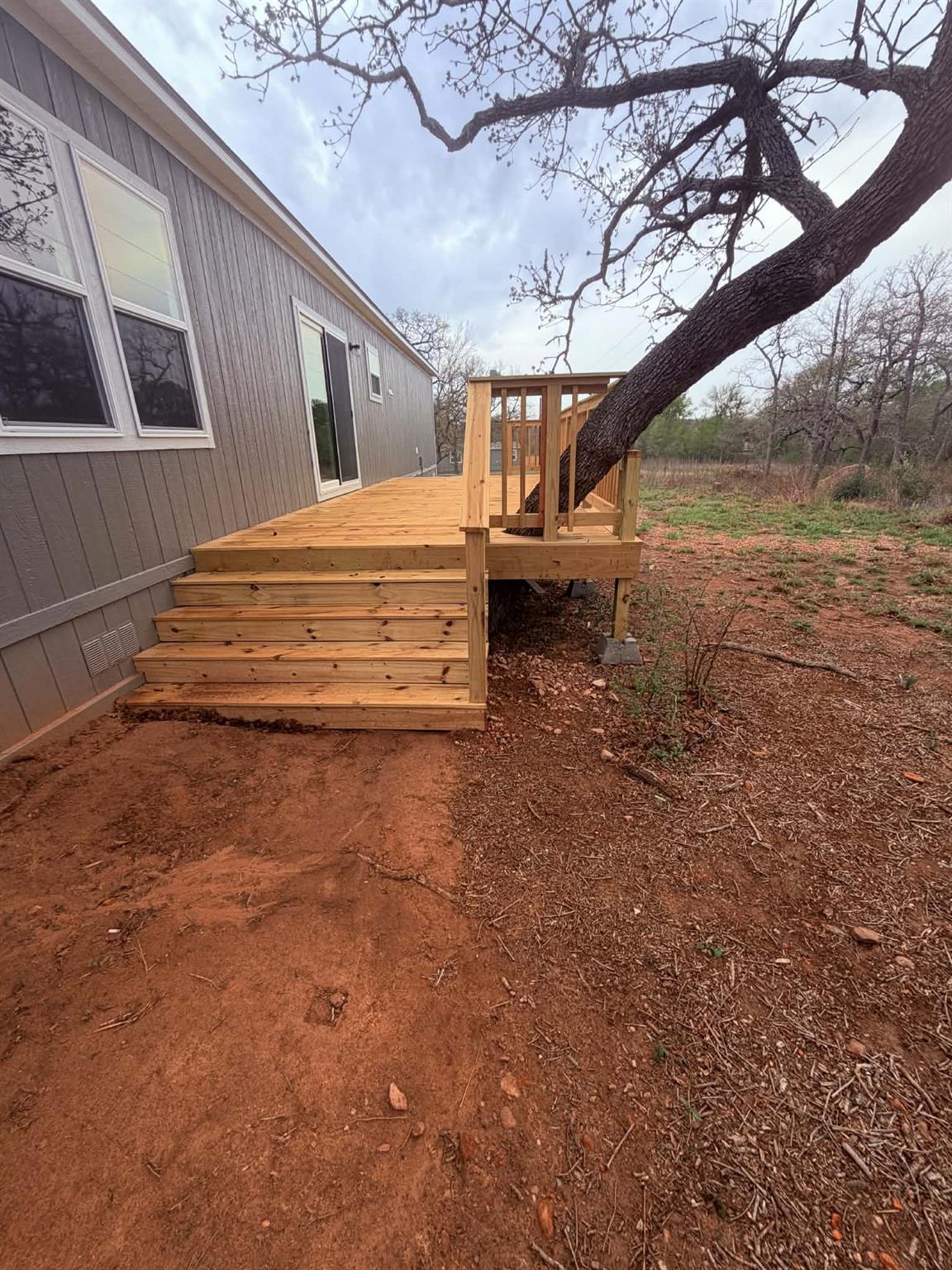 195 Tuck St # B, Cedar Creek, TX 78612