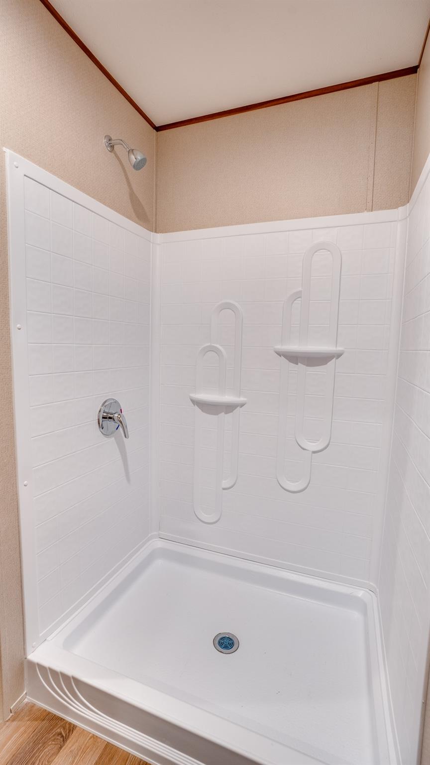 195 Tuck St # B, Cedar Creek, TX 78612