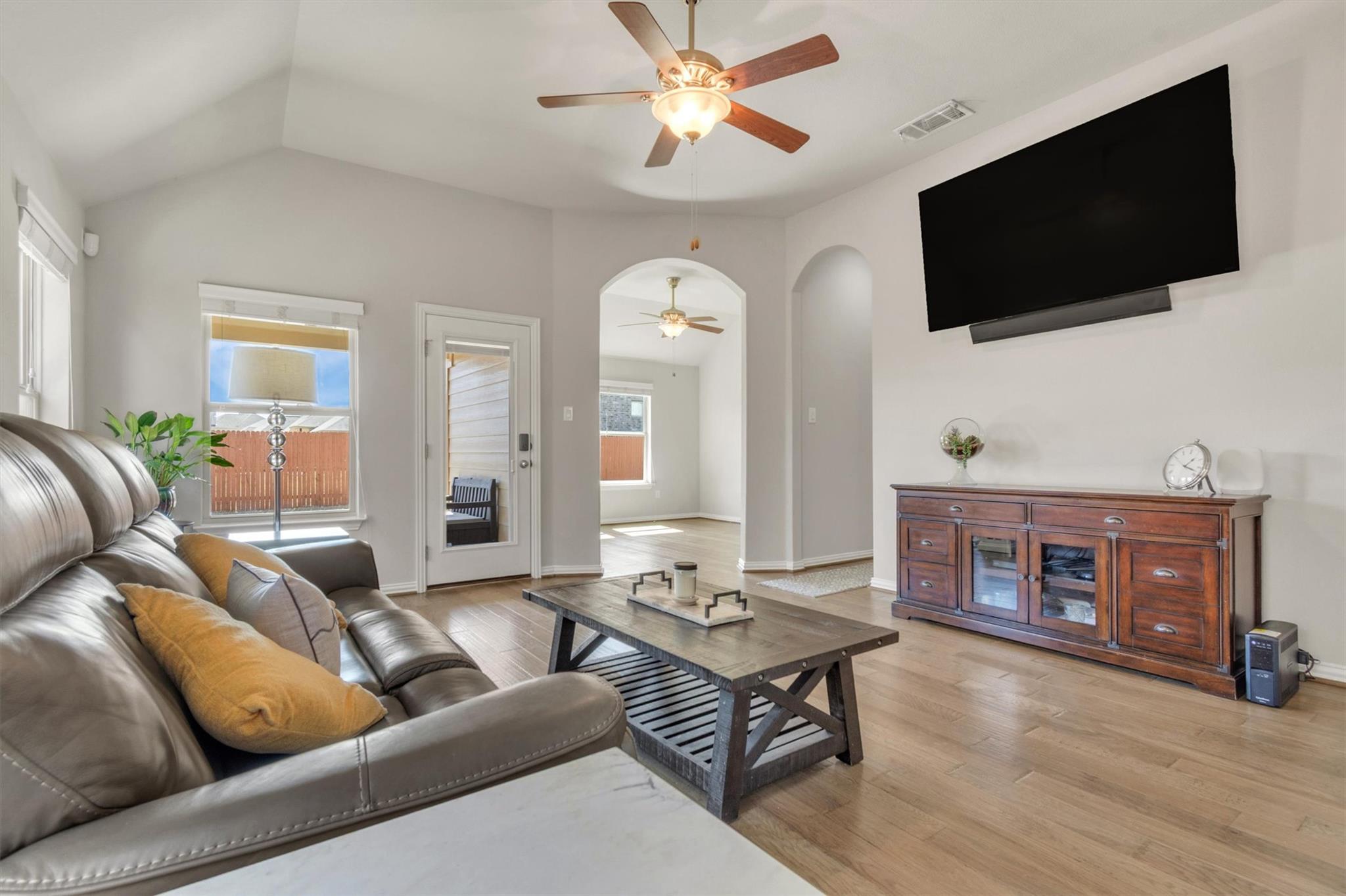 120 Shirley Dr, Buda, TX 78610