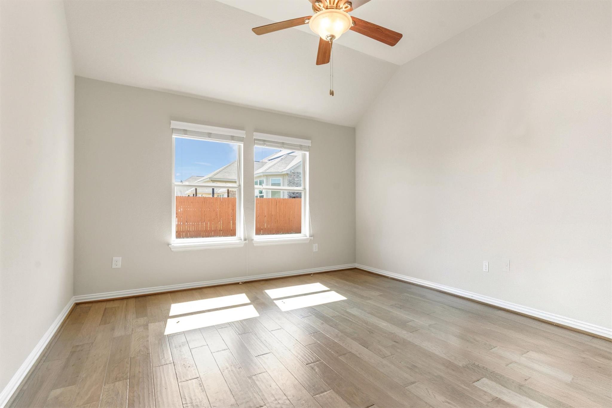 120 Shirley Dr, Buda, TX 78610