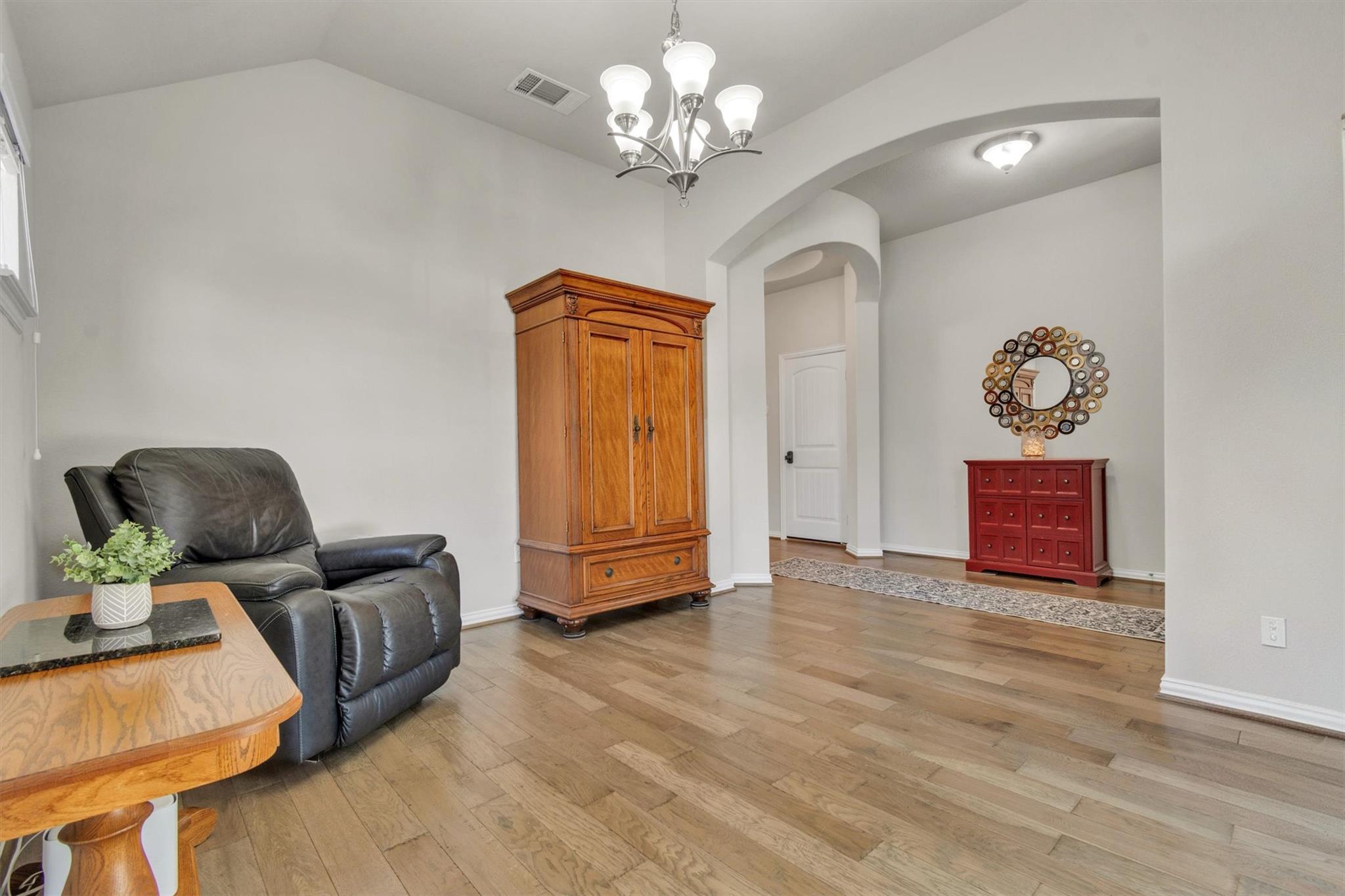 120 Shirley Dr, Buda, TX 78610