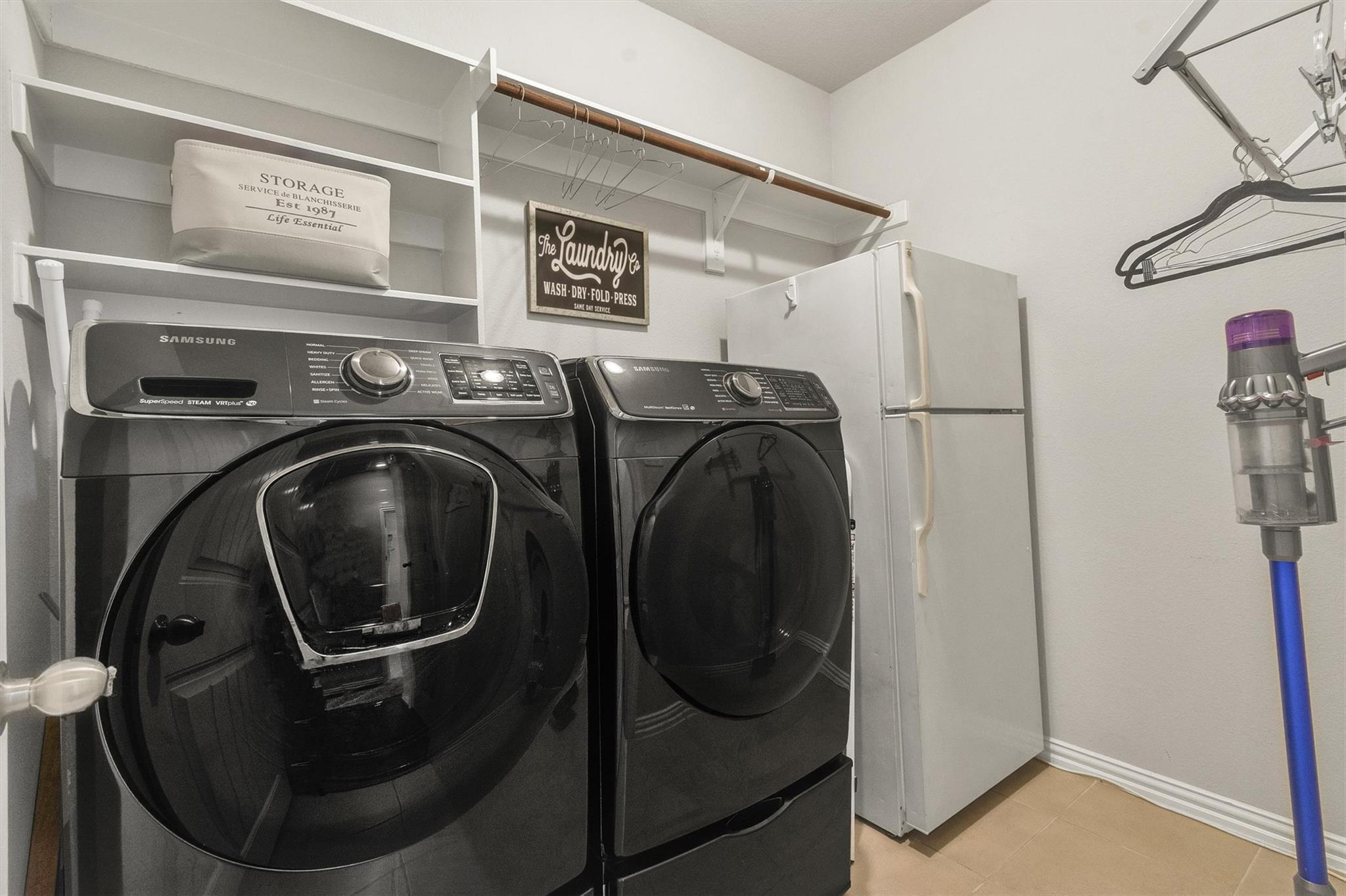 120 Shirley Dr, Buda, TX 78610