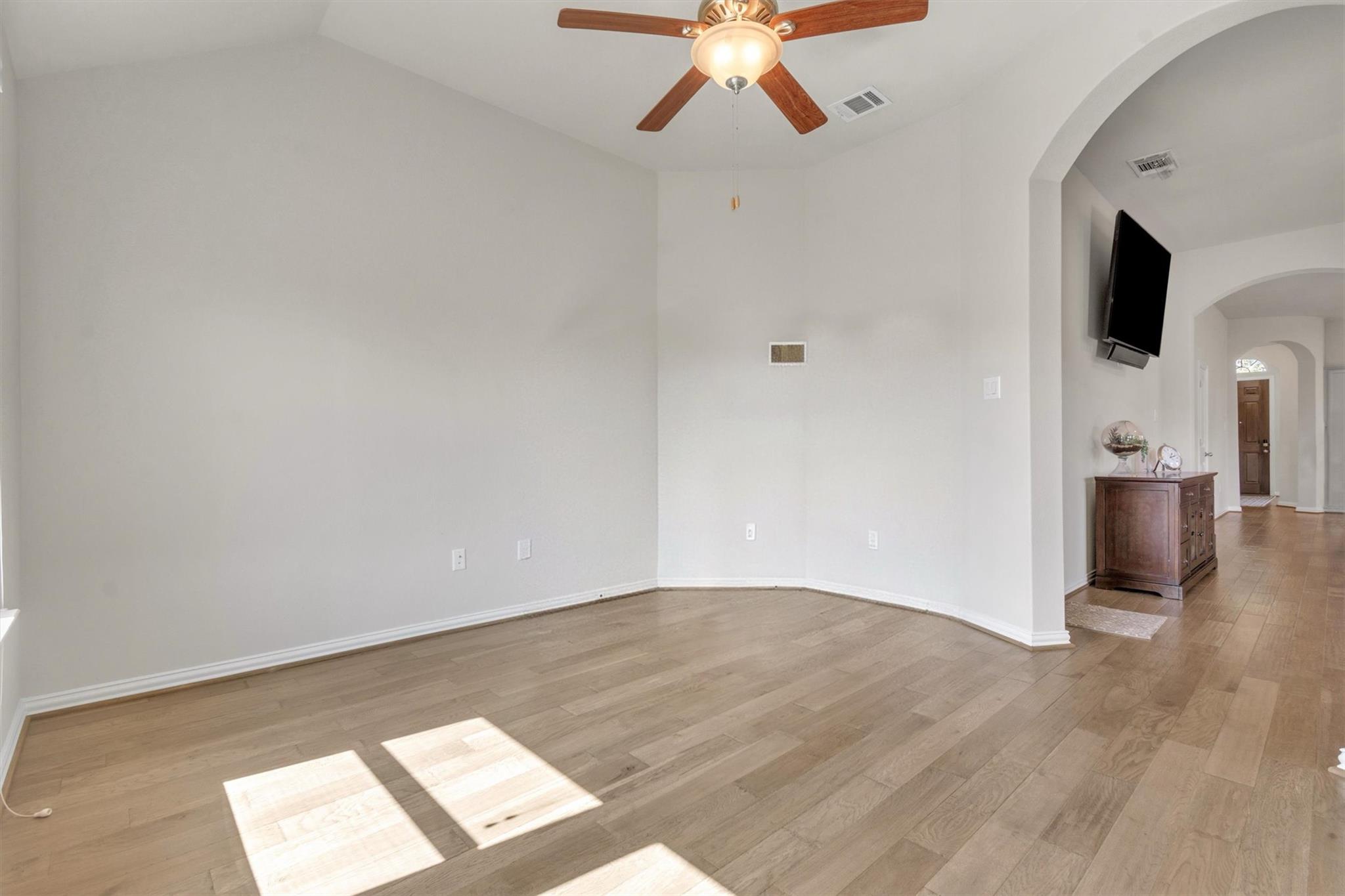 120 Shirley Dr, Buda, TX 78610