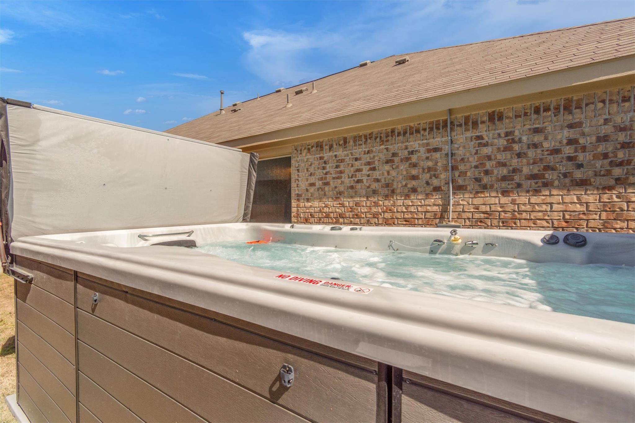 120 Shirley Dr, Buda, TX 78610