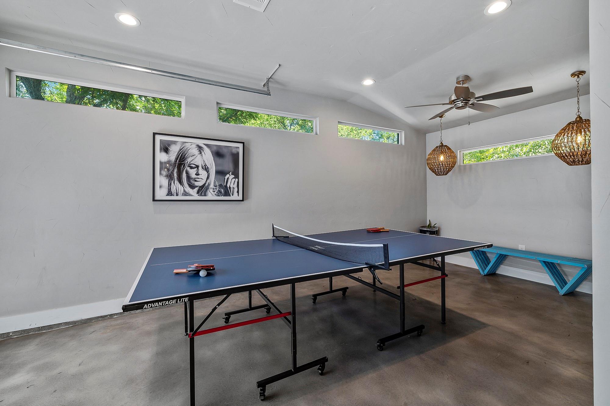 2414 Kinney Rd, Austin, TX 78704