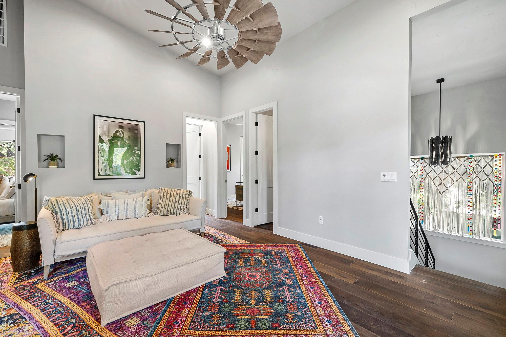 2414 Kinney Rd, Austin, TX 78704