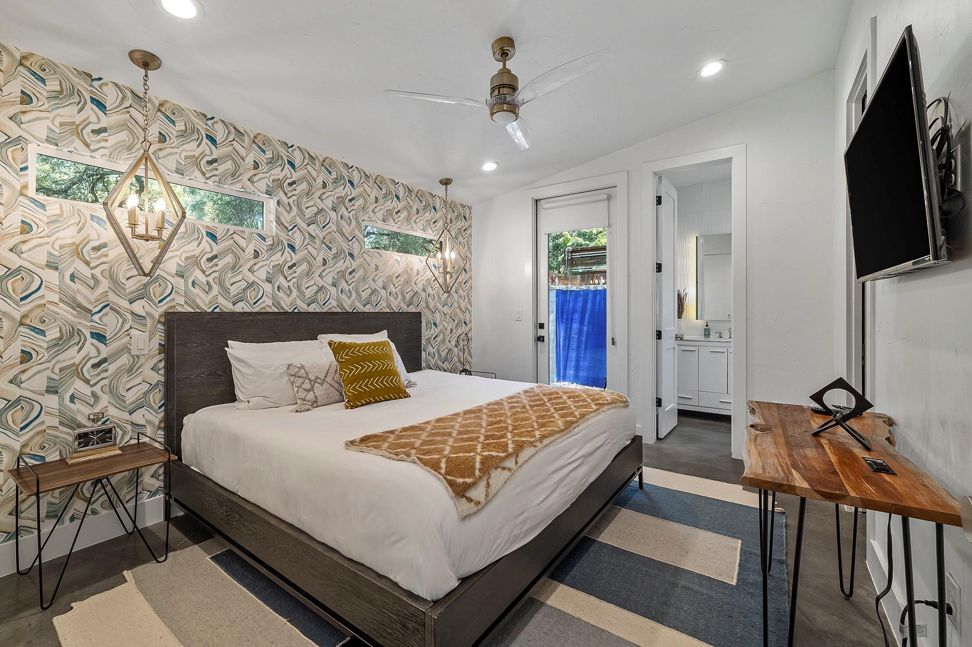 2414 Kinney Rd, Austin, TX 78704