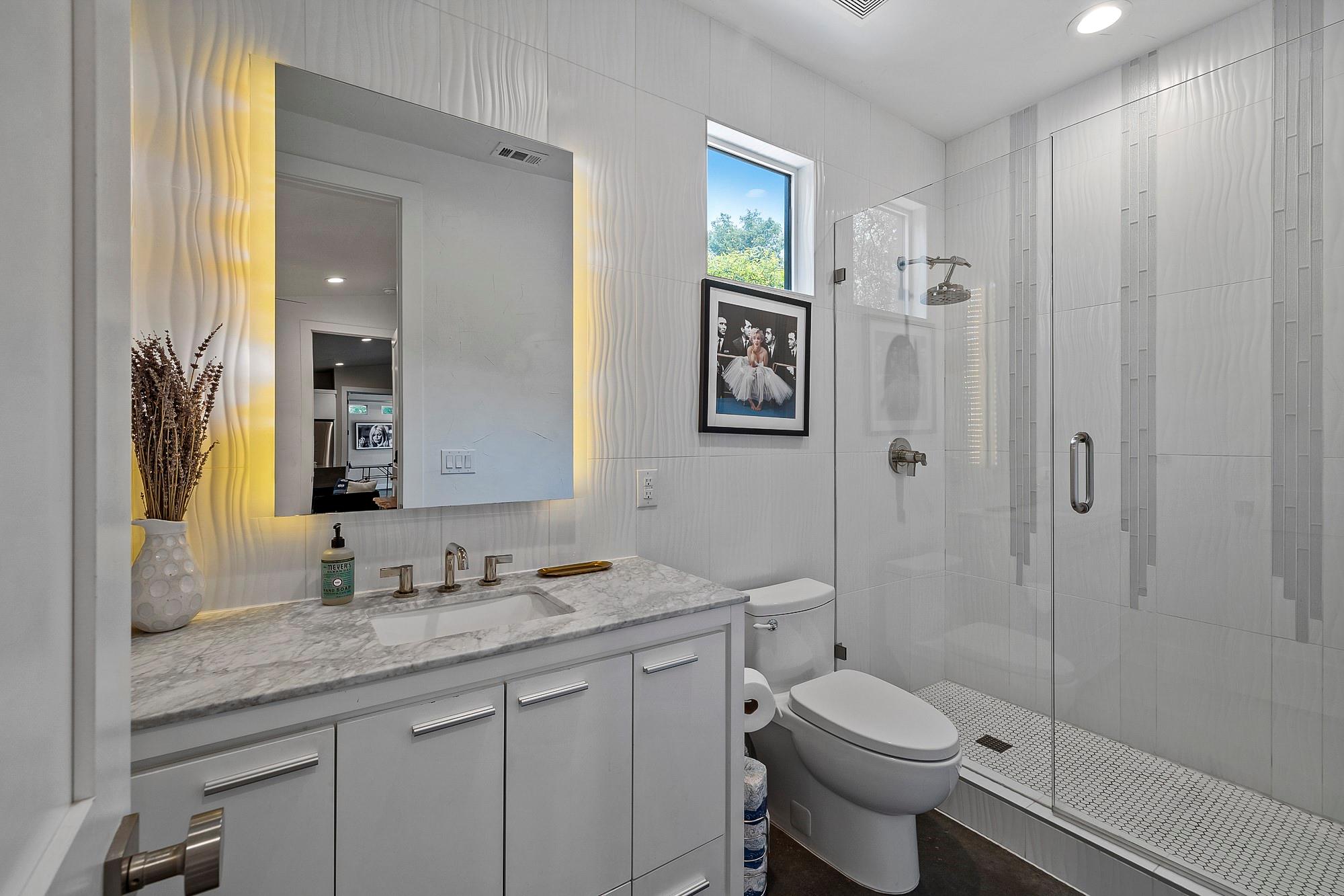 2414 Kinney Rd, Austin, TX 78704