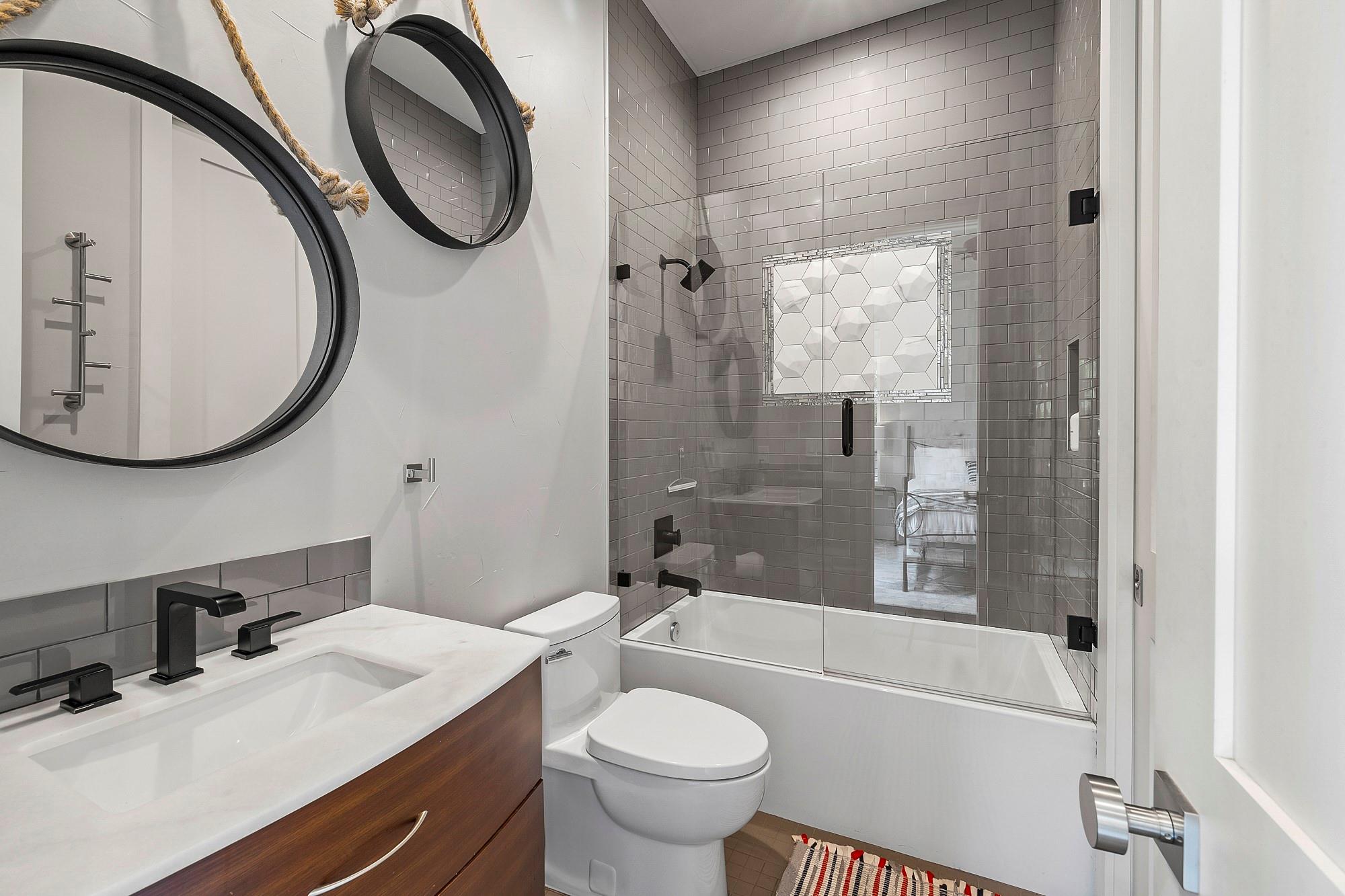 2414 Kinney Rd, Austin, TX 78704