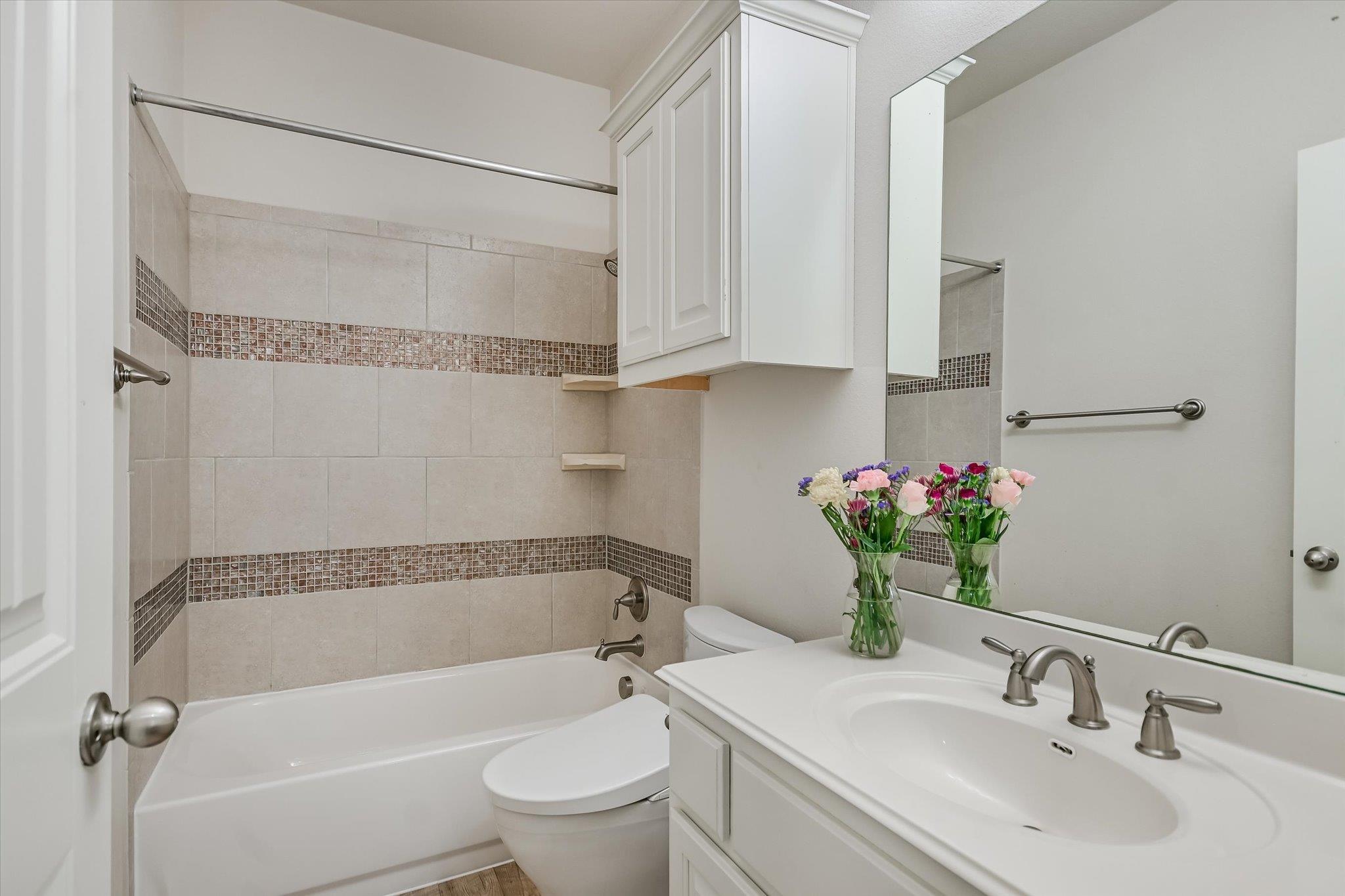 2300 Lookout Range Dr, Leander, TX 78641