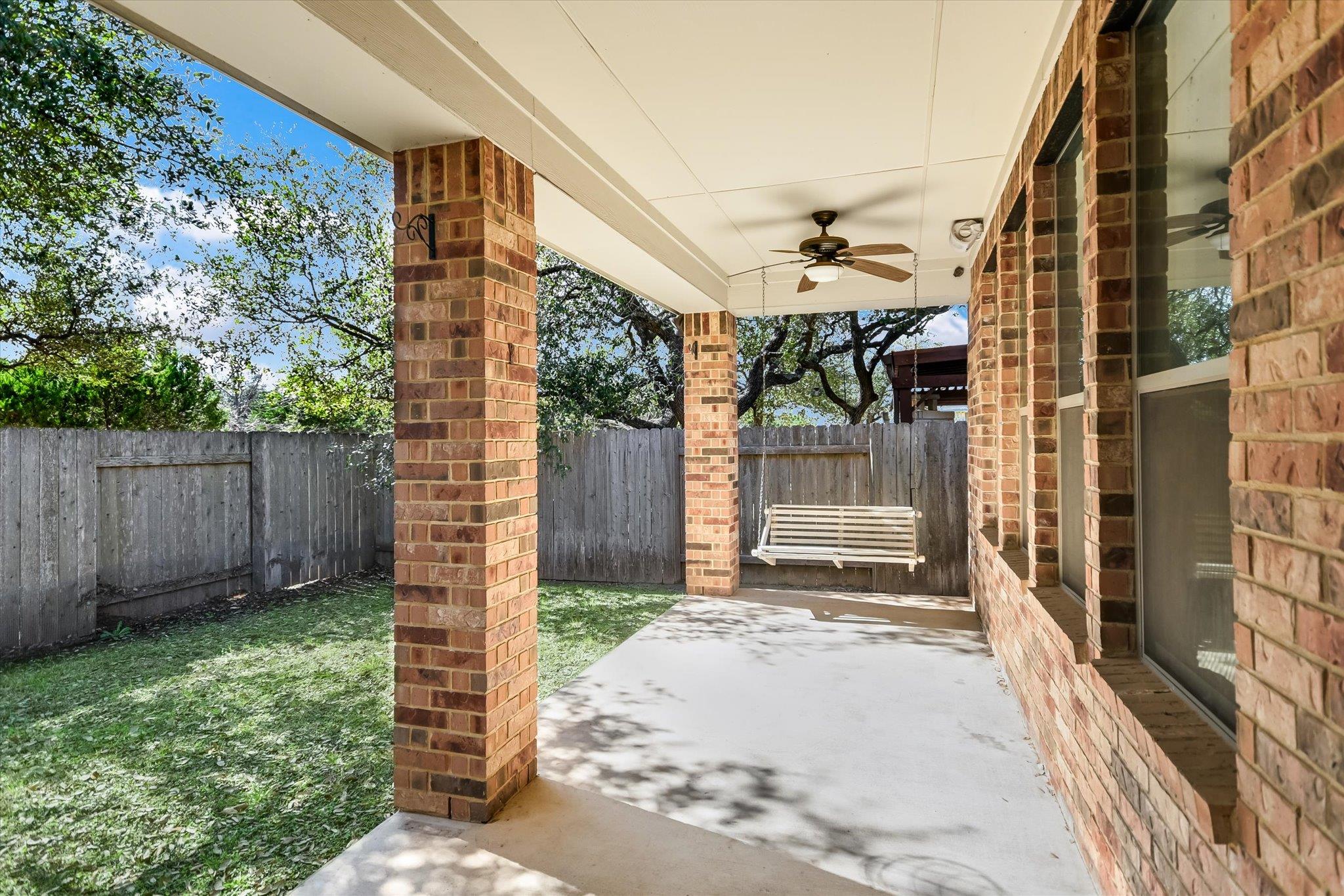 2300 Lookout Range Dr, Leander, TX 78641