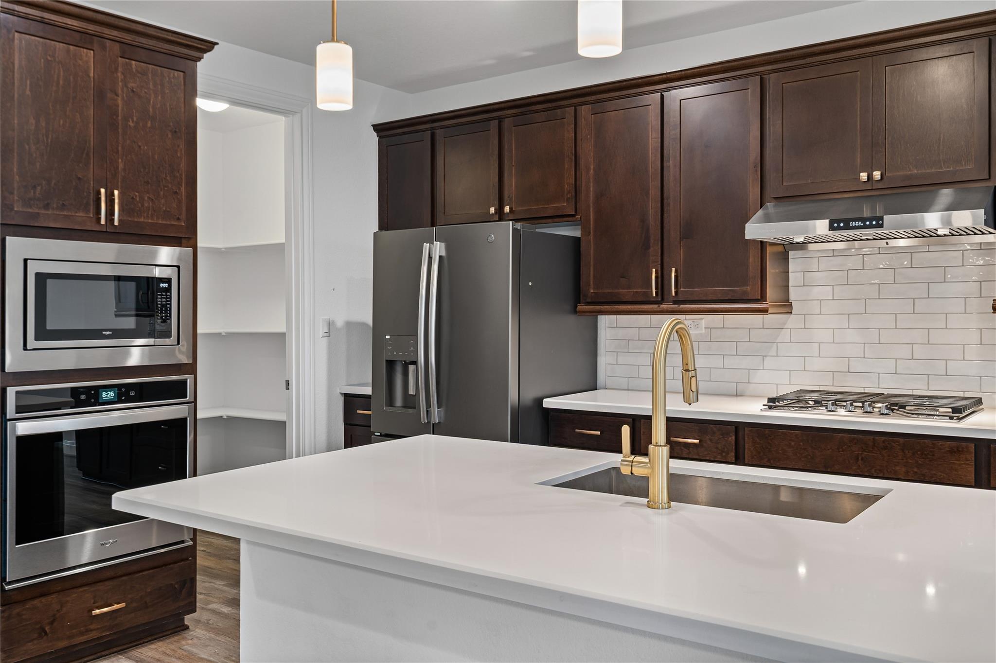 333 High Plains Pass, Liberty Hill, TX 78642