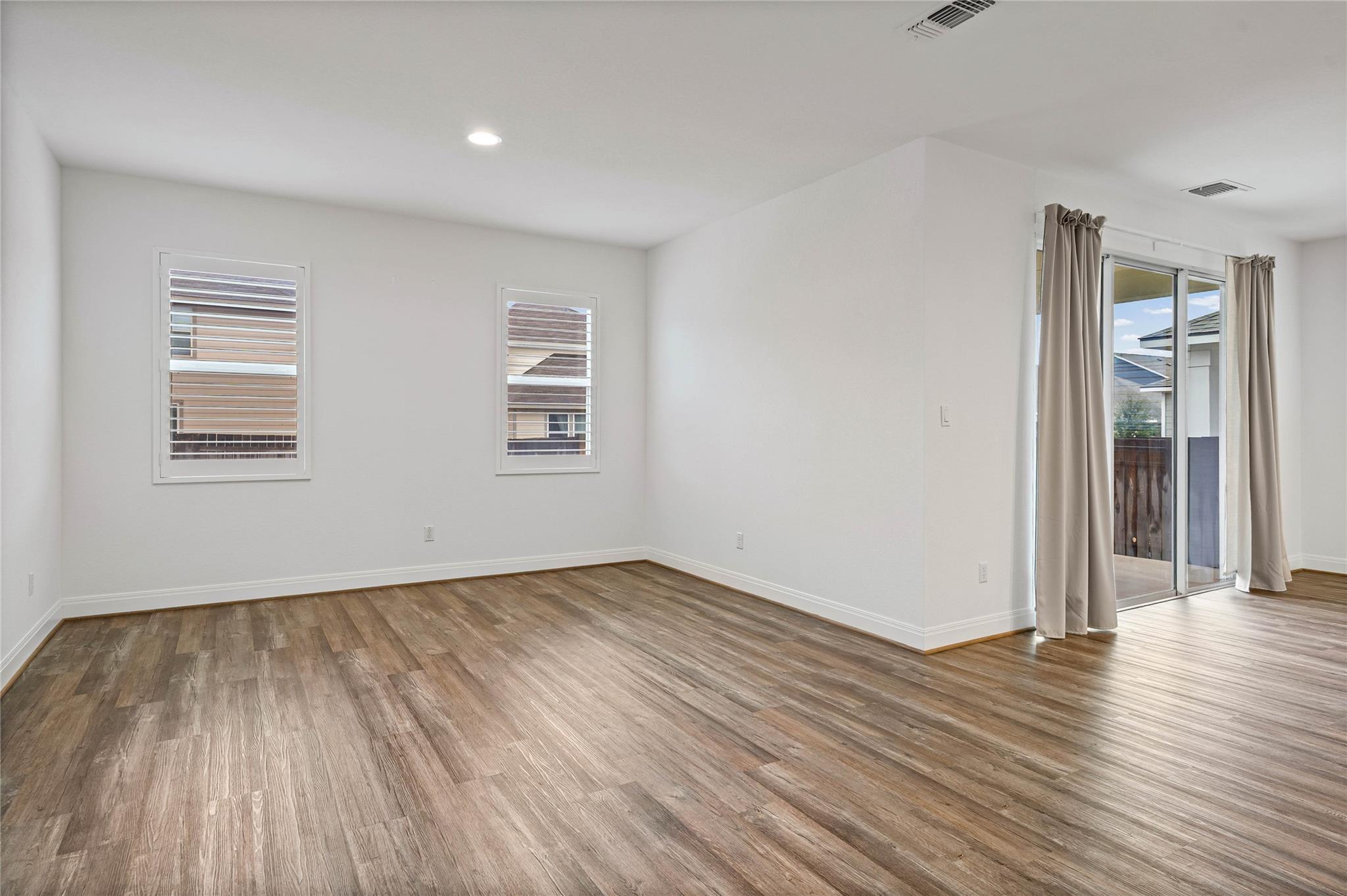 333 High Plains Pass, Liberty Hill, TX 78642