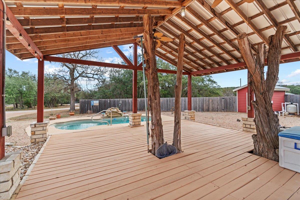 185 Trails End Rd, Driftwood, TX 78620