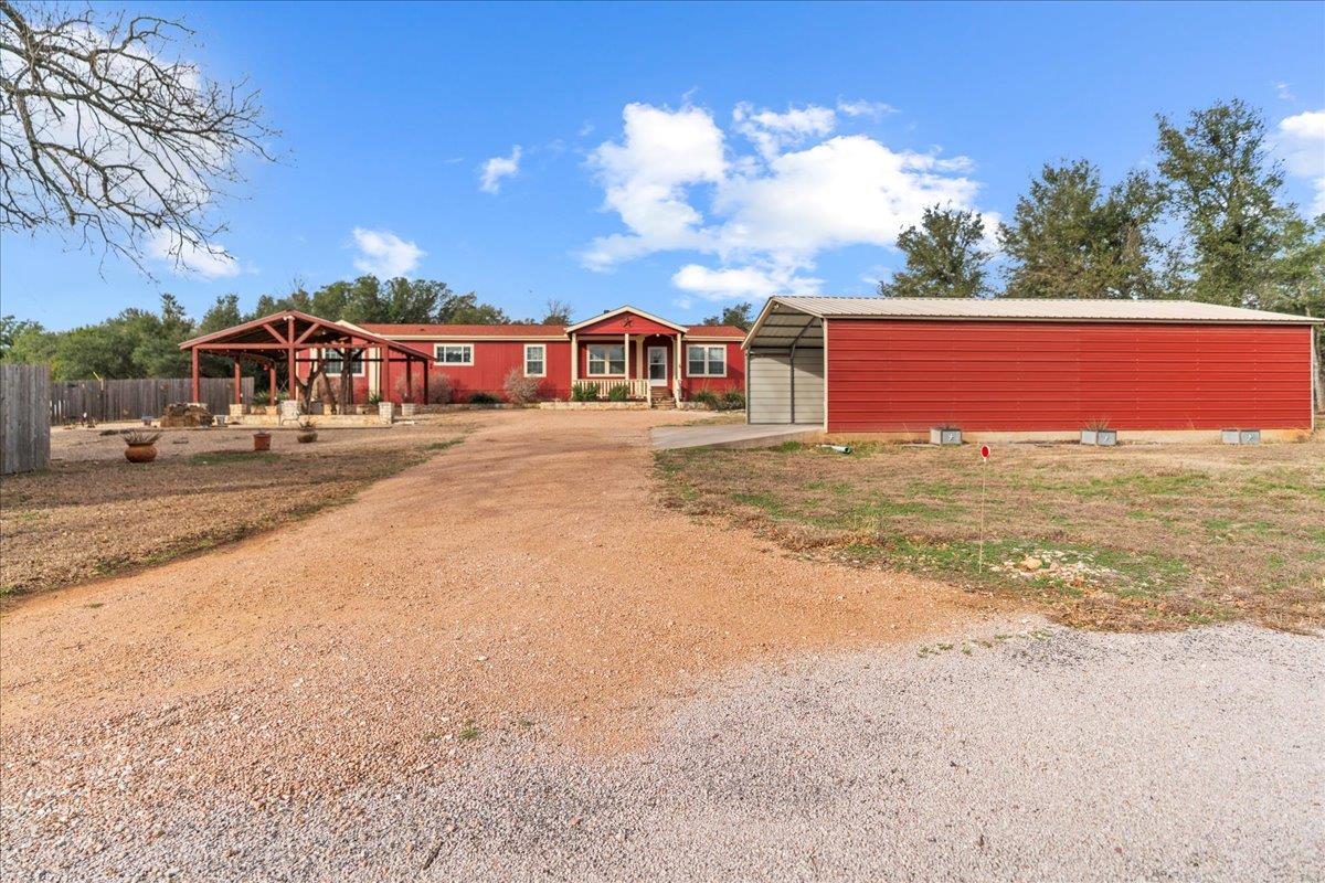 185 Trails End Rd, Driftwood, TX 78620