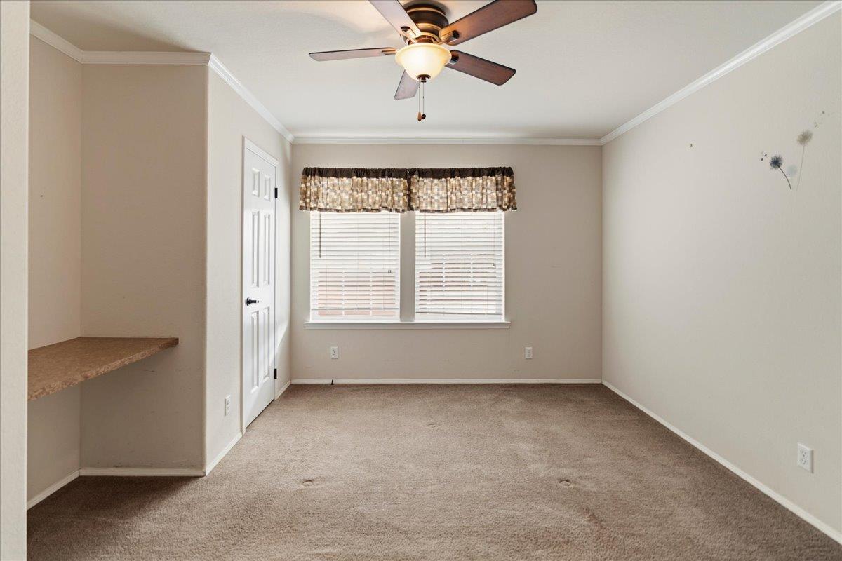 185 Trails End Rd, Driftwood, TX 78620