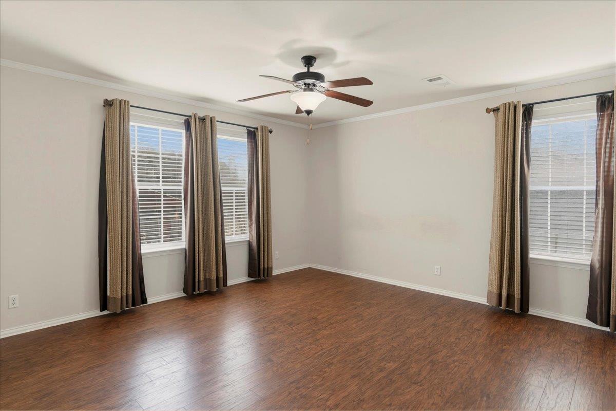 185 Trails End Rd, Driftwood, TX 78620