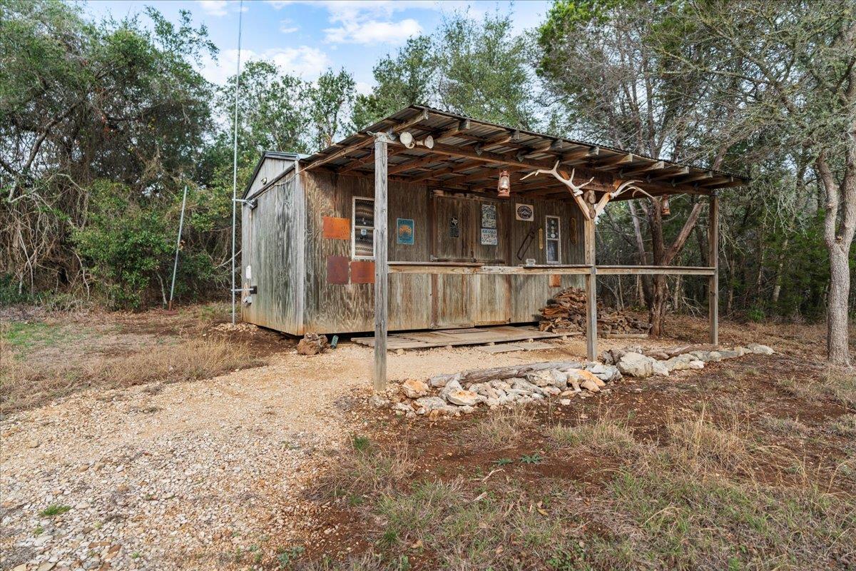 185 Trails End Rd, Driftwood, TX 78620