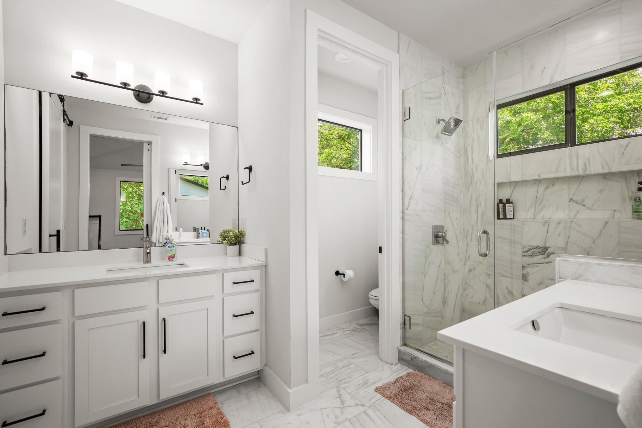 611 Gaylor St # 2, Austin, TX 78752