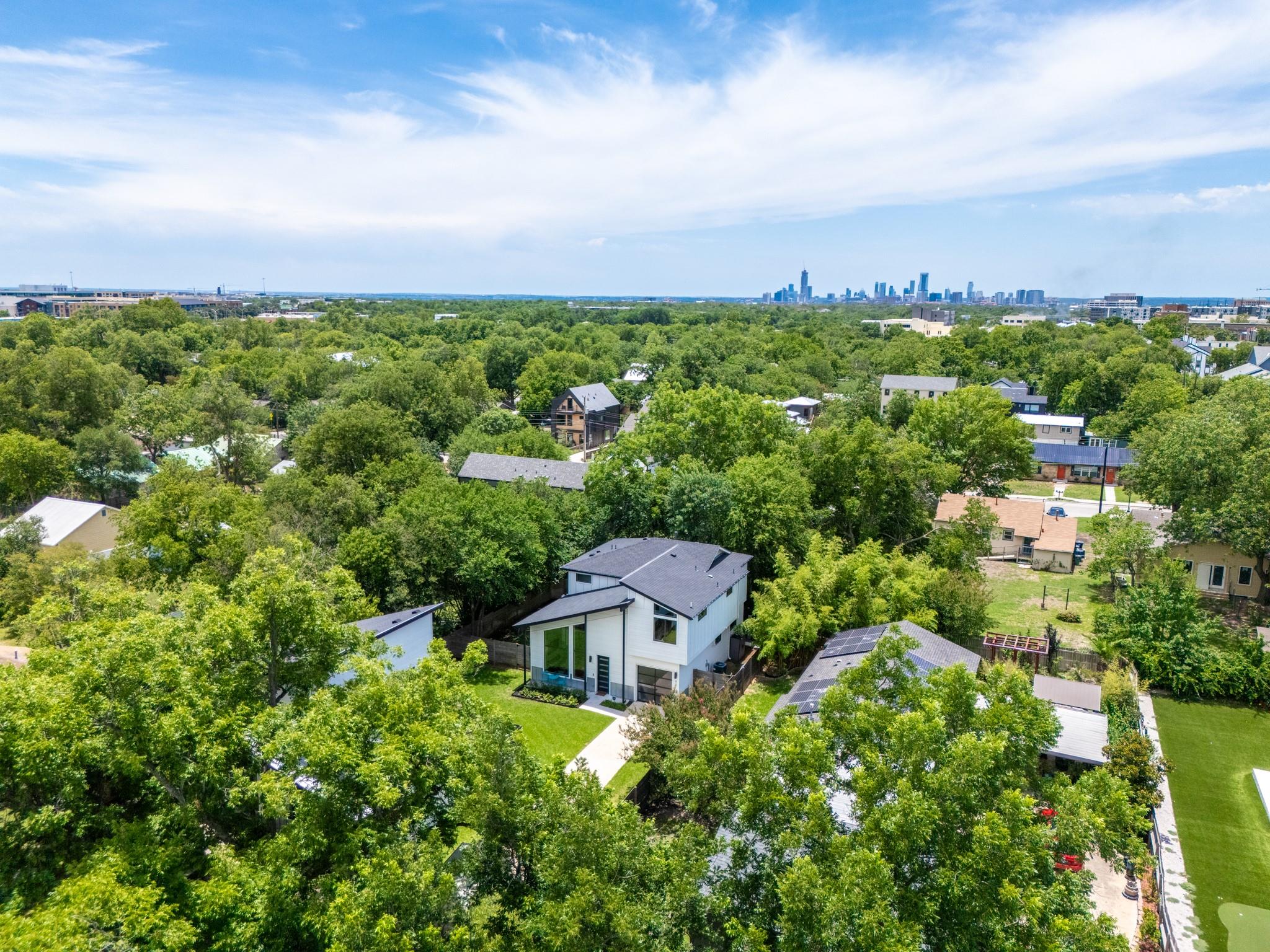 611 Gaylor St # 2, Austin, TX 78752