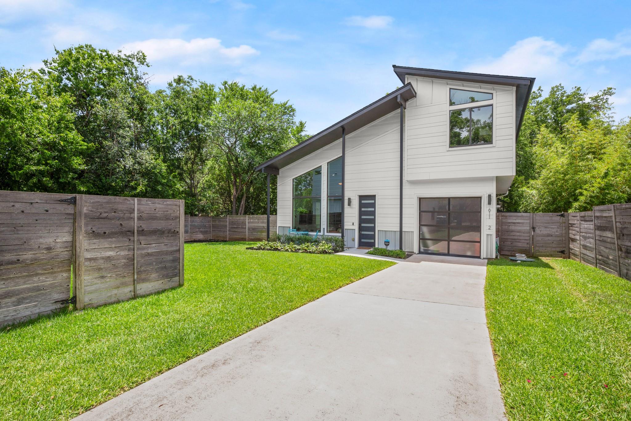 611 Gaylor St # 2, Austin, TX 78752