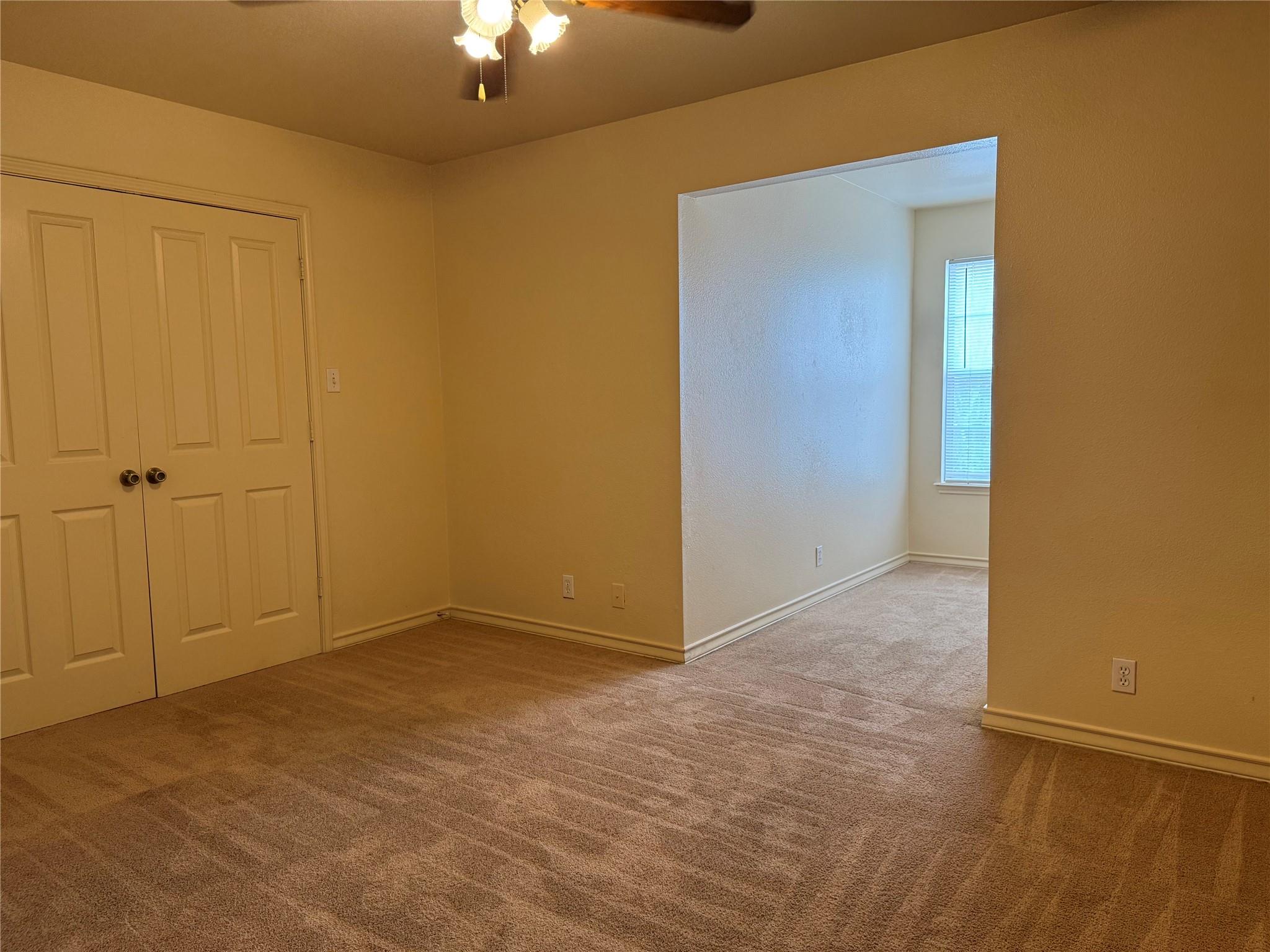 220 SANDSTONE Dr # A, Jarrell, TX 76537