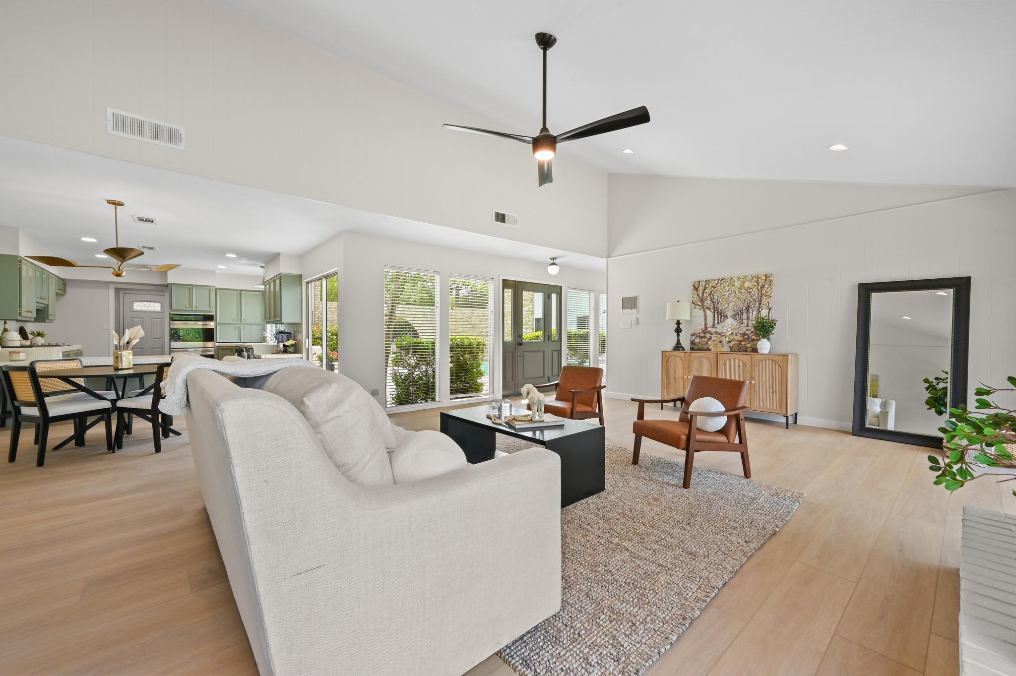 926 Lakeway Dr, Lakeway, TX 78734